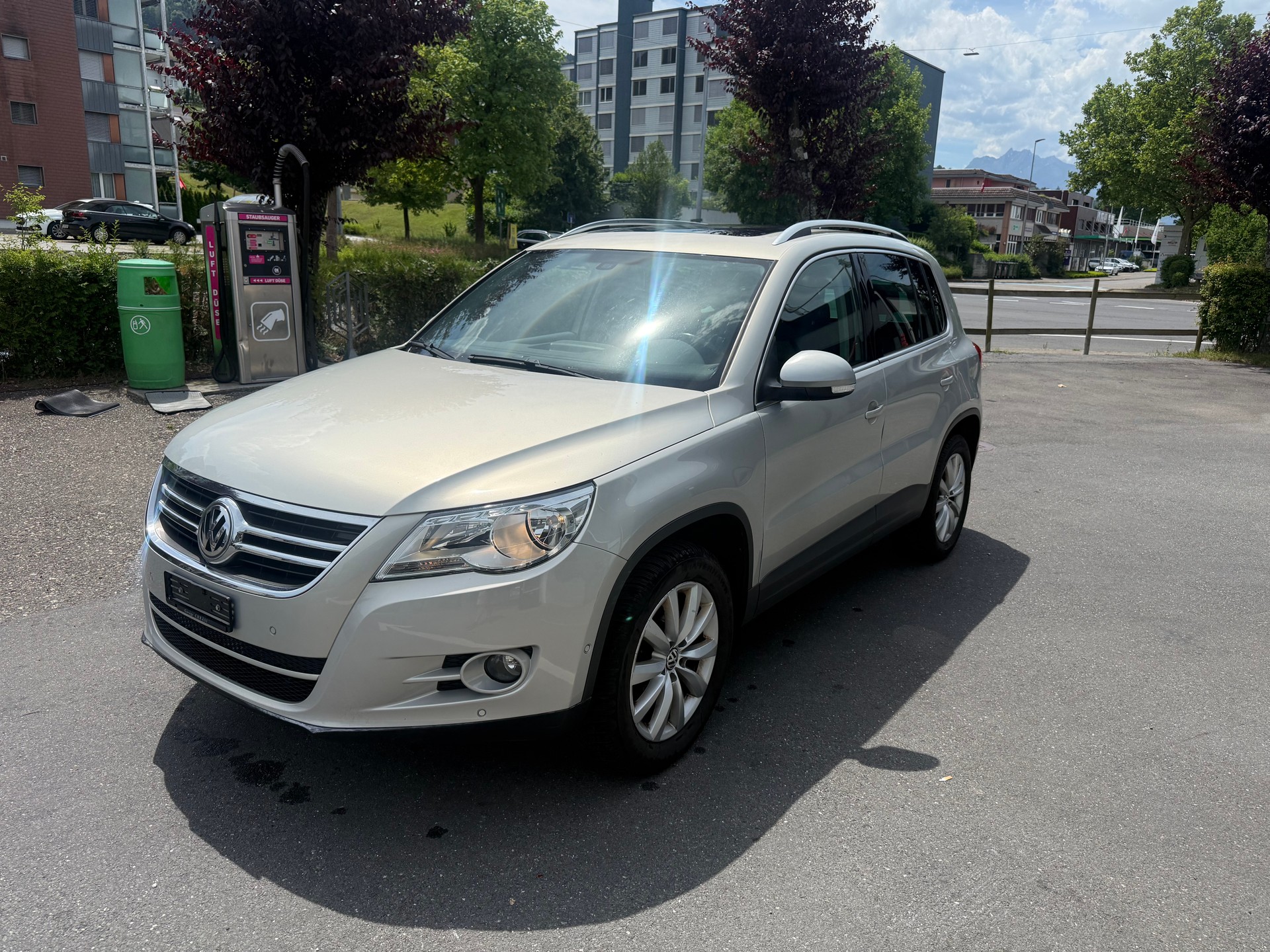 VW Tiguan 2.0 TDI Trend&Fun Tiptronic-image-2