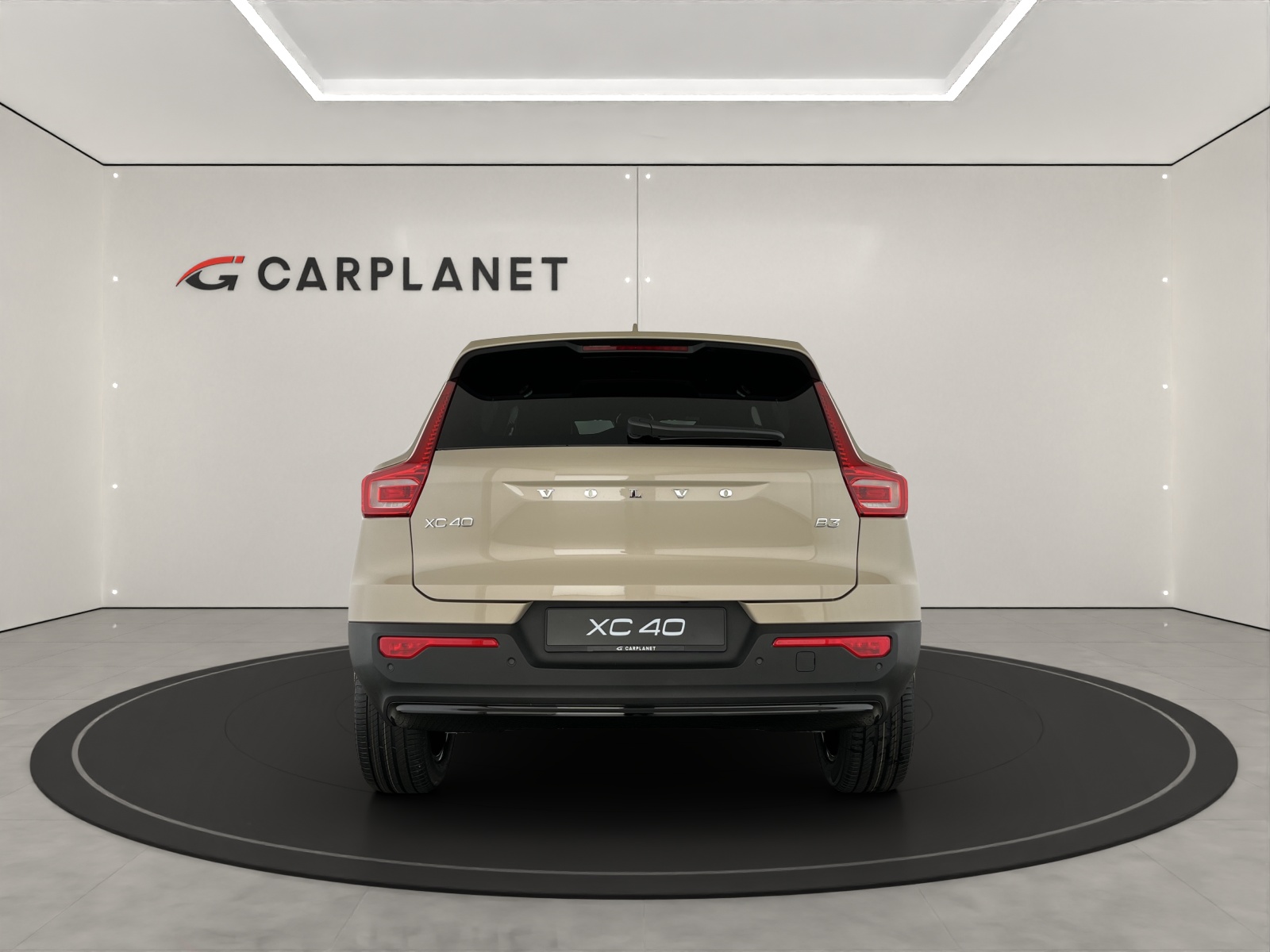 VOLVO XC40 2.0 B3 MH Plus Dark-image-4