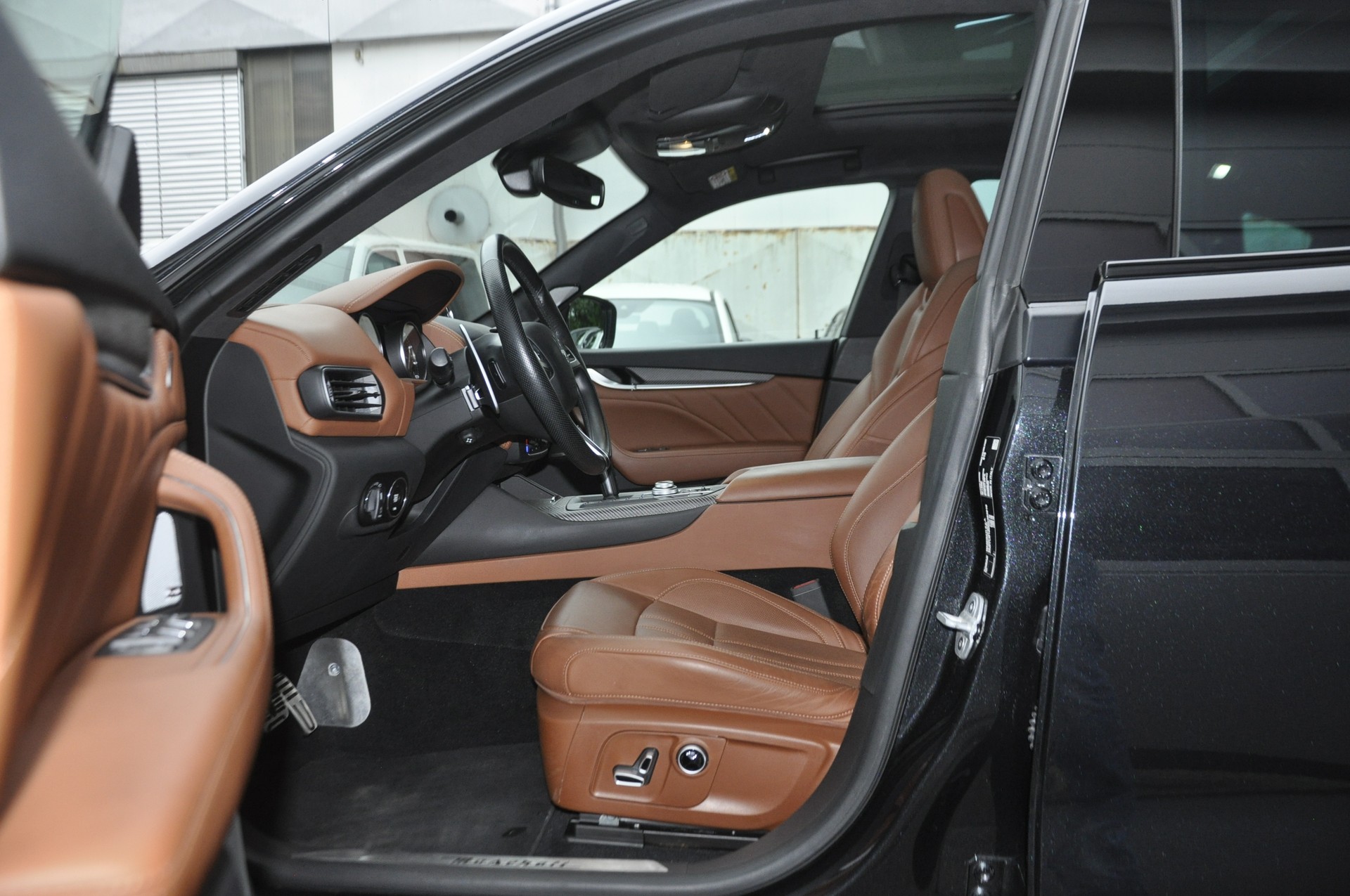 MASERATI Levante S 3.0 V6 Modena S Automatica-image-5