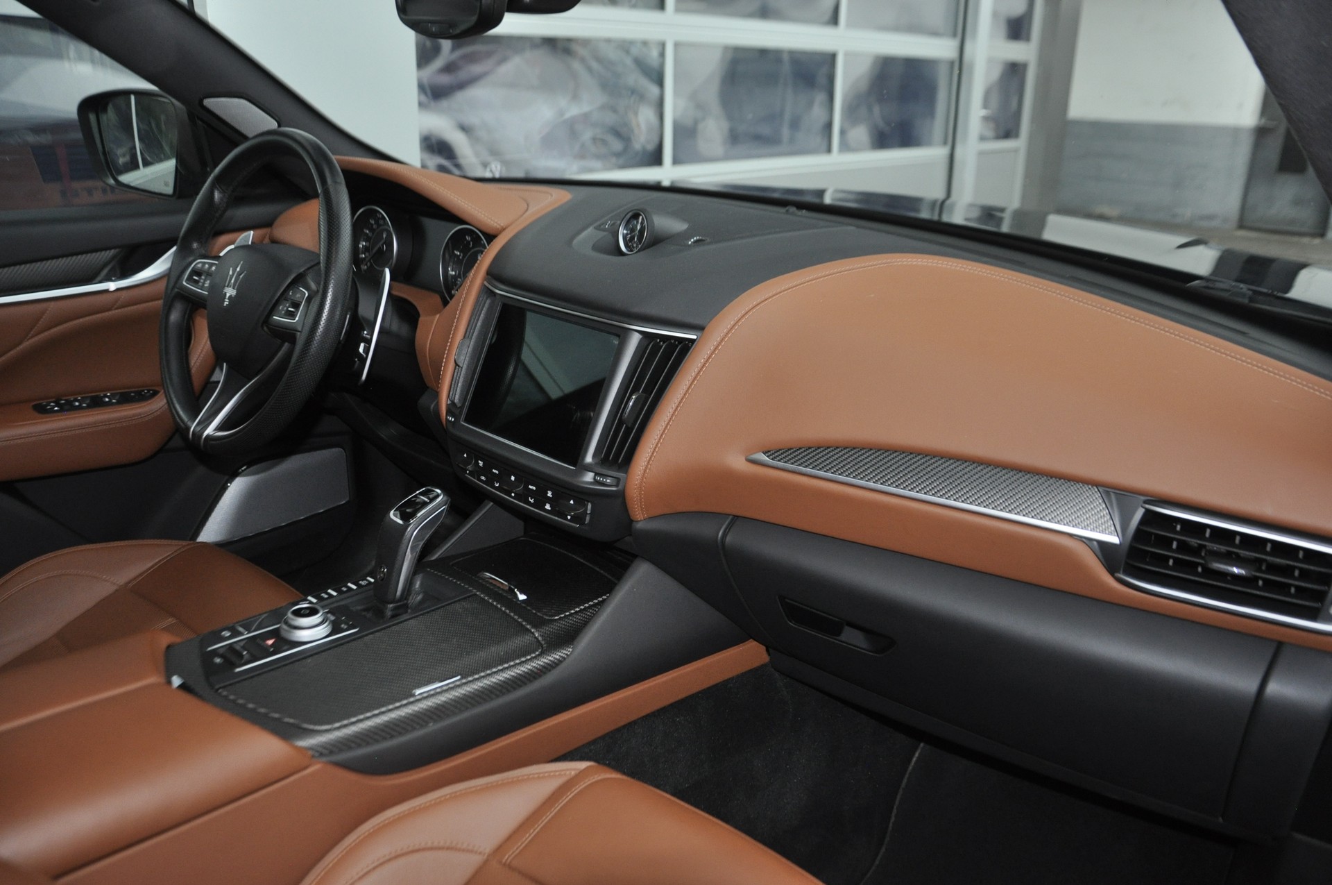 MASERATI Levante S 3.0 V6 Modena S Automatica-image-9