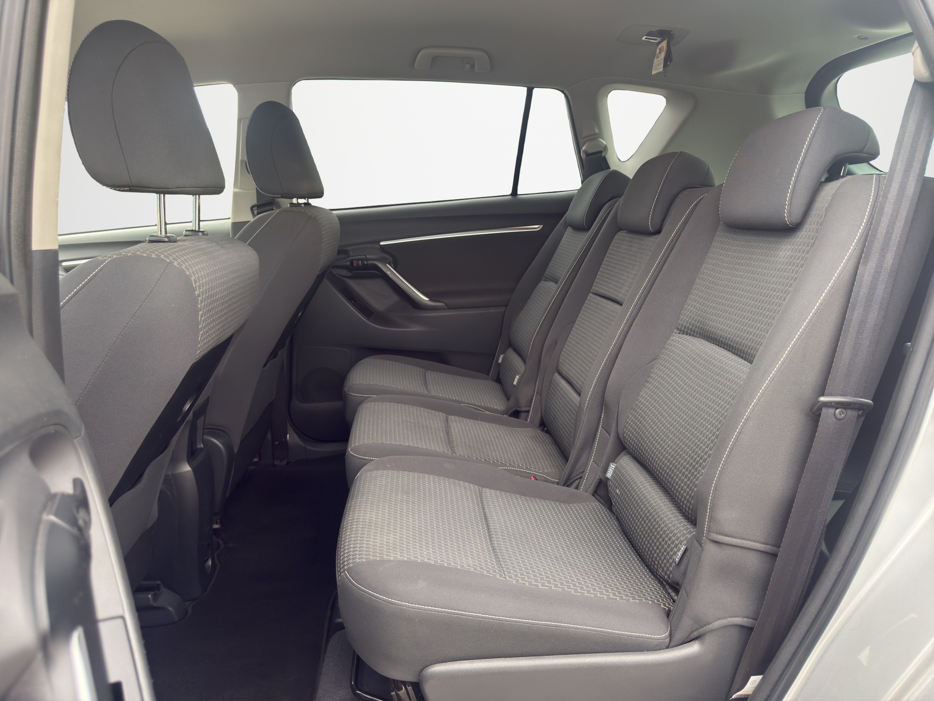 TOYOTA Verso 1.8 Trend-image-7