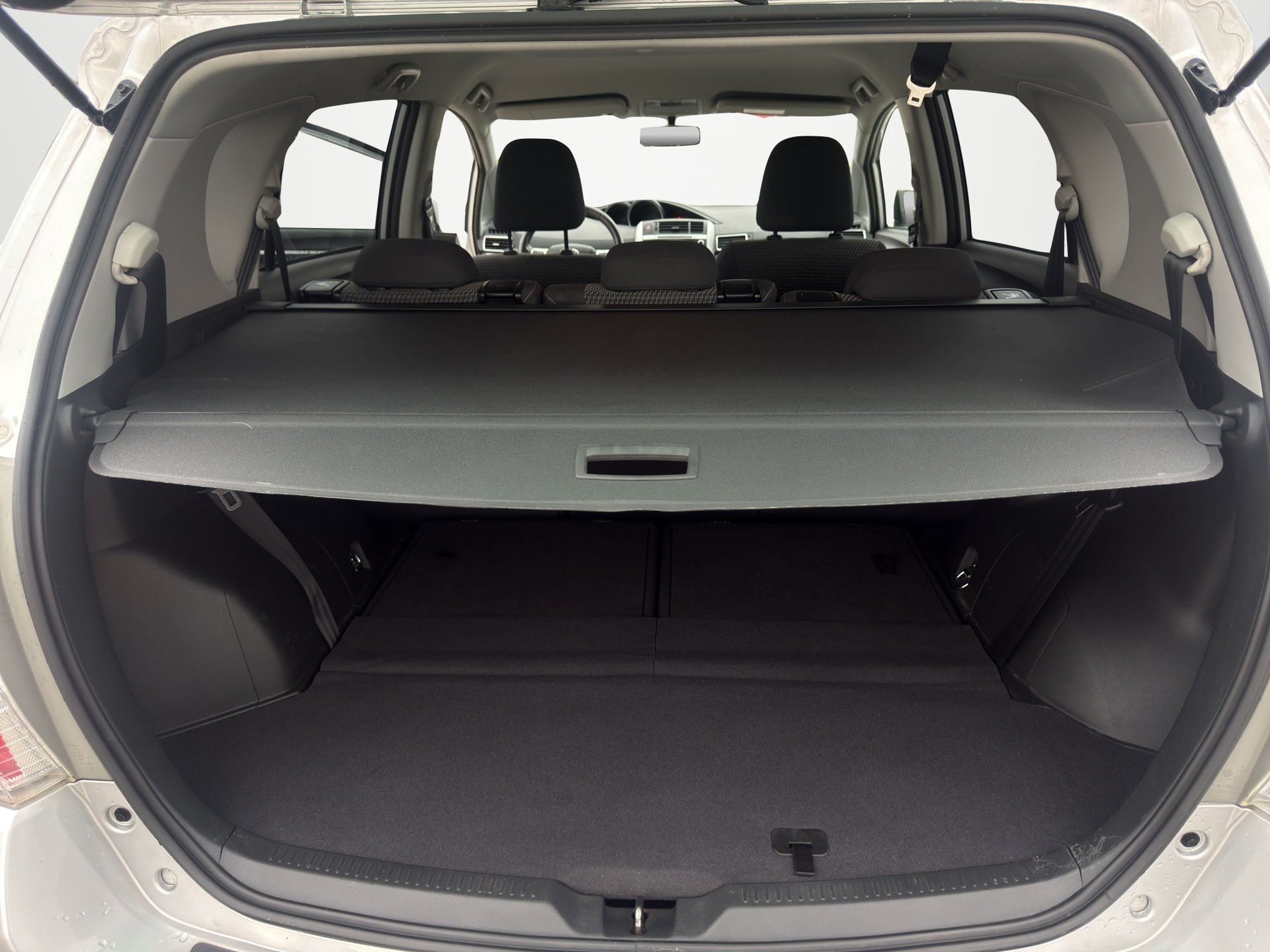 TOYOTA Verso 1.8 Trend-image-11