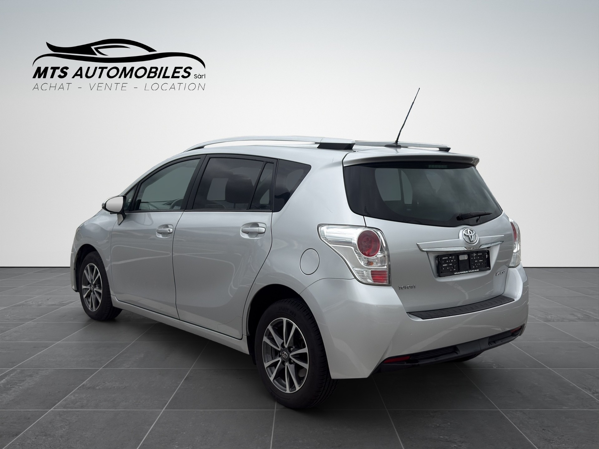TOYOTA Verso 1.8 Trend-image-2