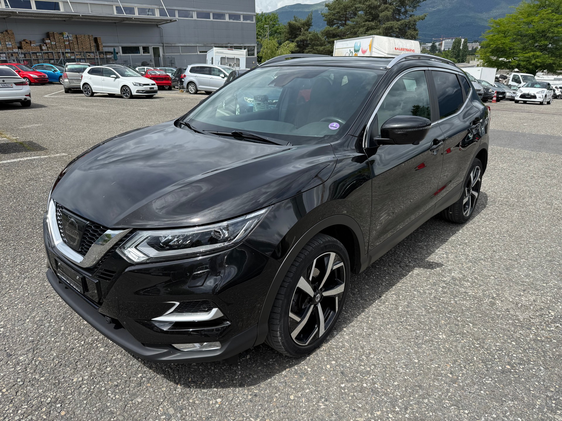 NISSAN Qashqai 1.2 DIG-T tekna Xtronic CVT-image-0