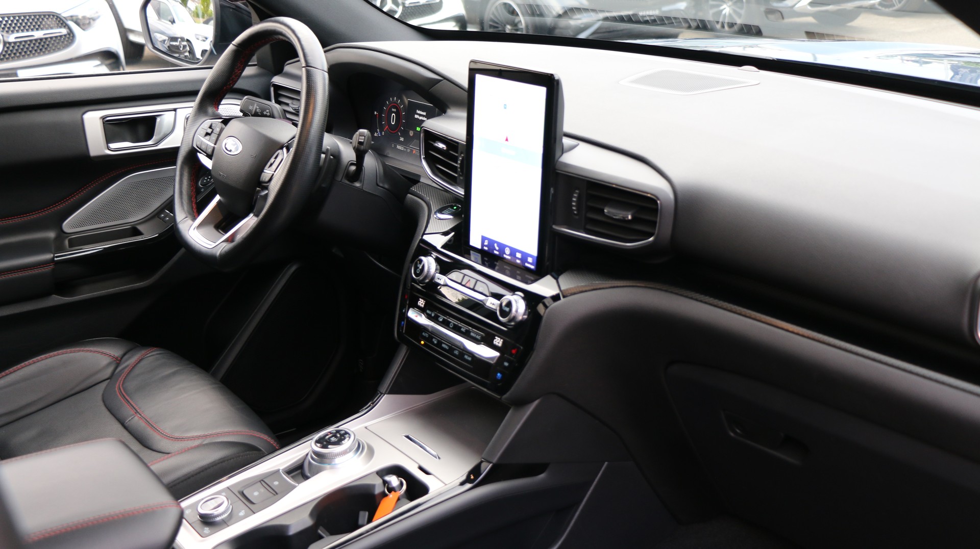 FORD Explorer 3.0 EcoB. Plug-in-Hybrid ST-Line 4WD Aut.-image-28