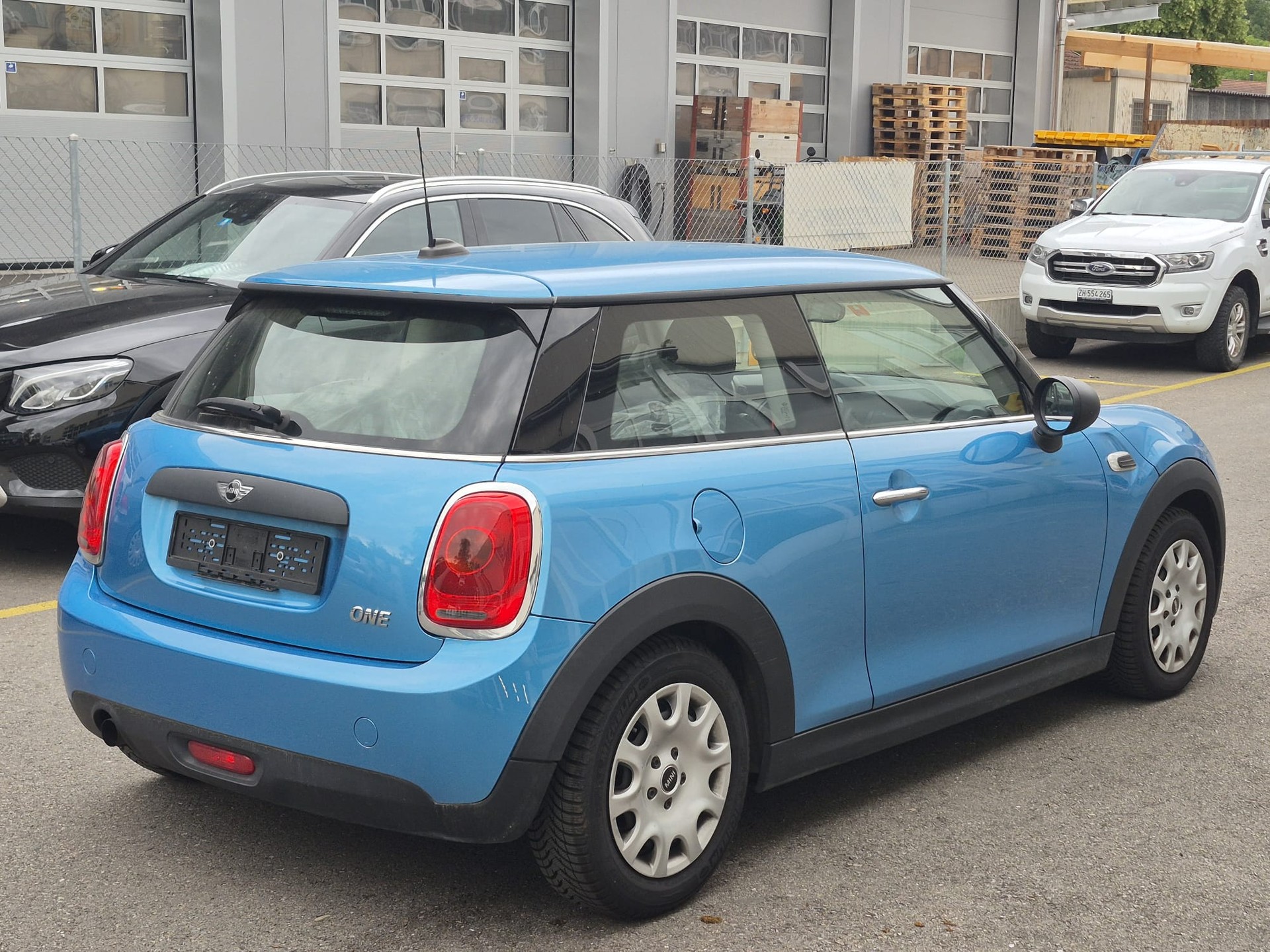 MINI One First-image-4