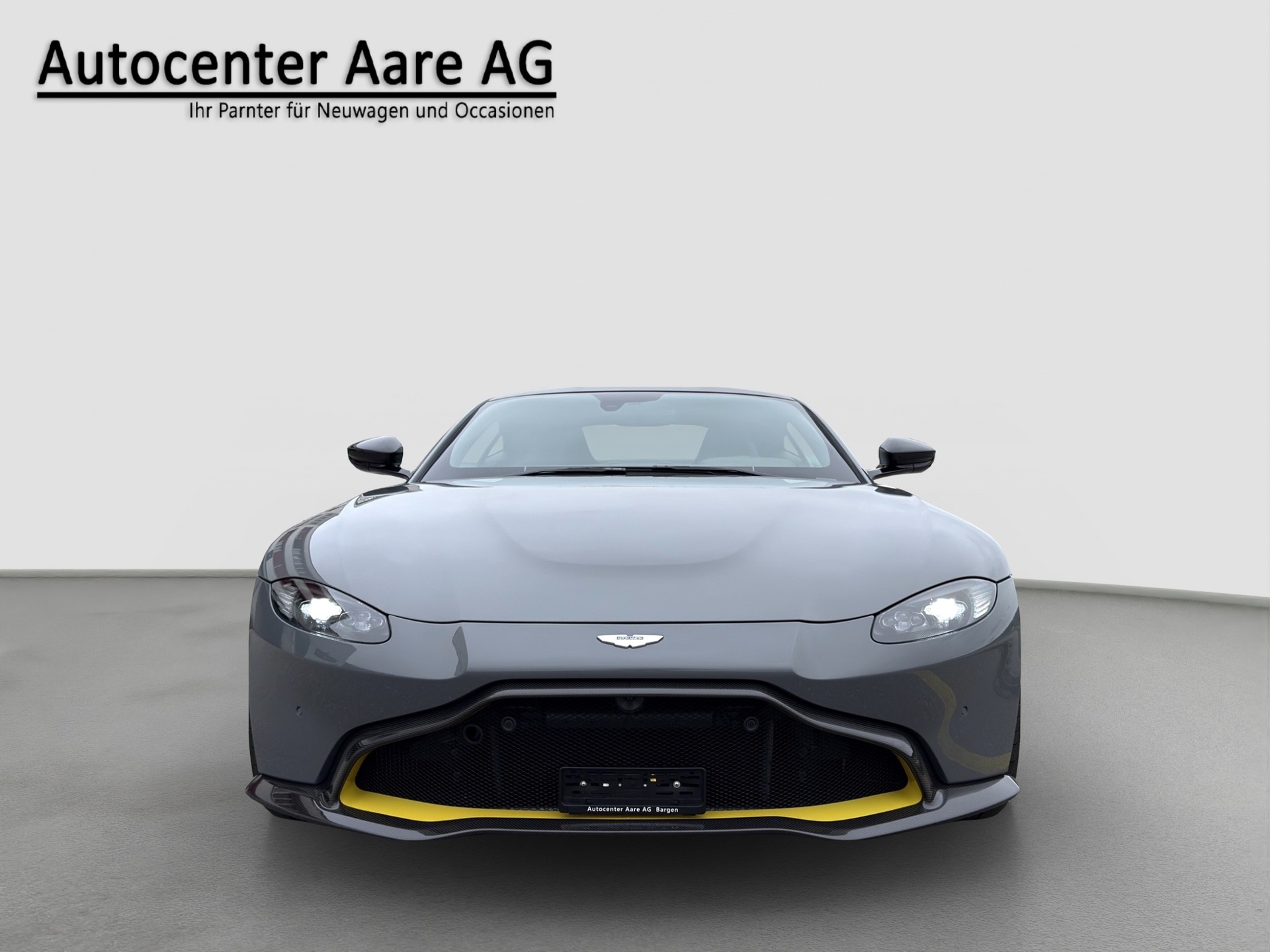 ASTON MARTIN V8 Vantage 4.0 Coupé-image-5