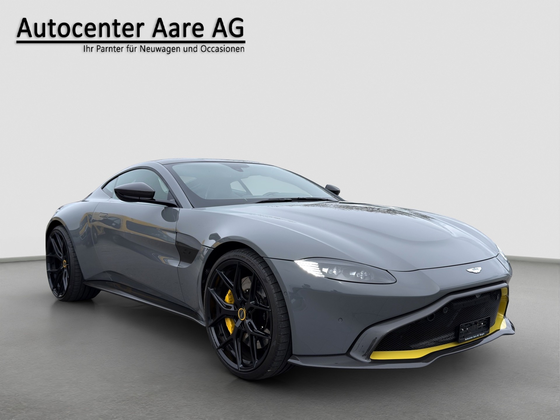 ASTON MARTIN V8 Vantage 4.0 Coupé-image-0