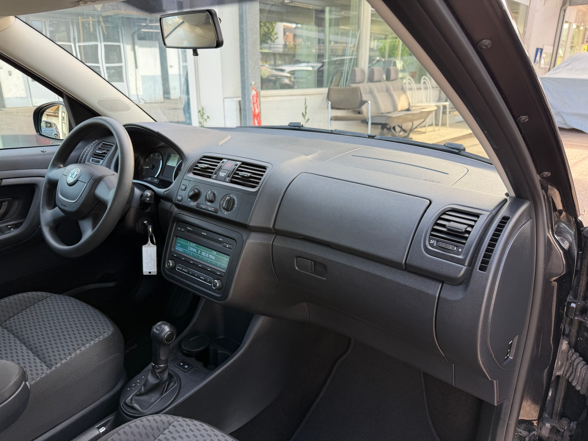 SKODA Roomster 1.2 TSI Style DSG-image-17