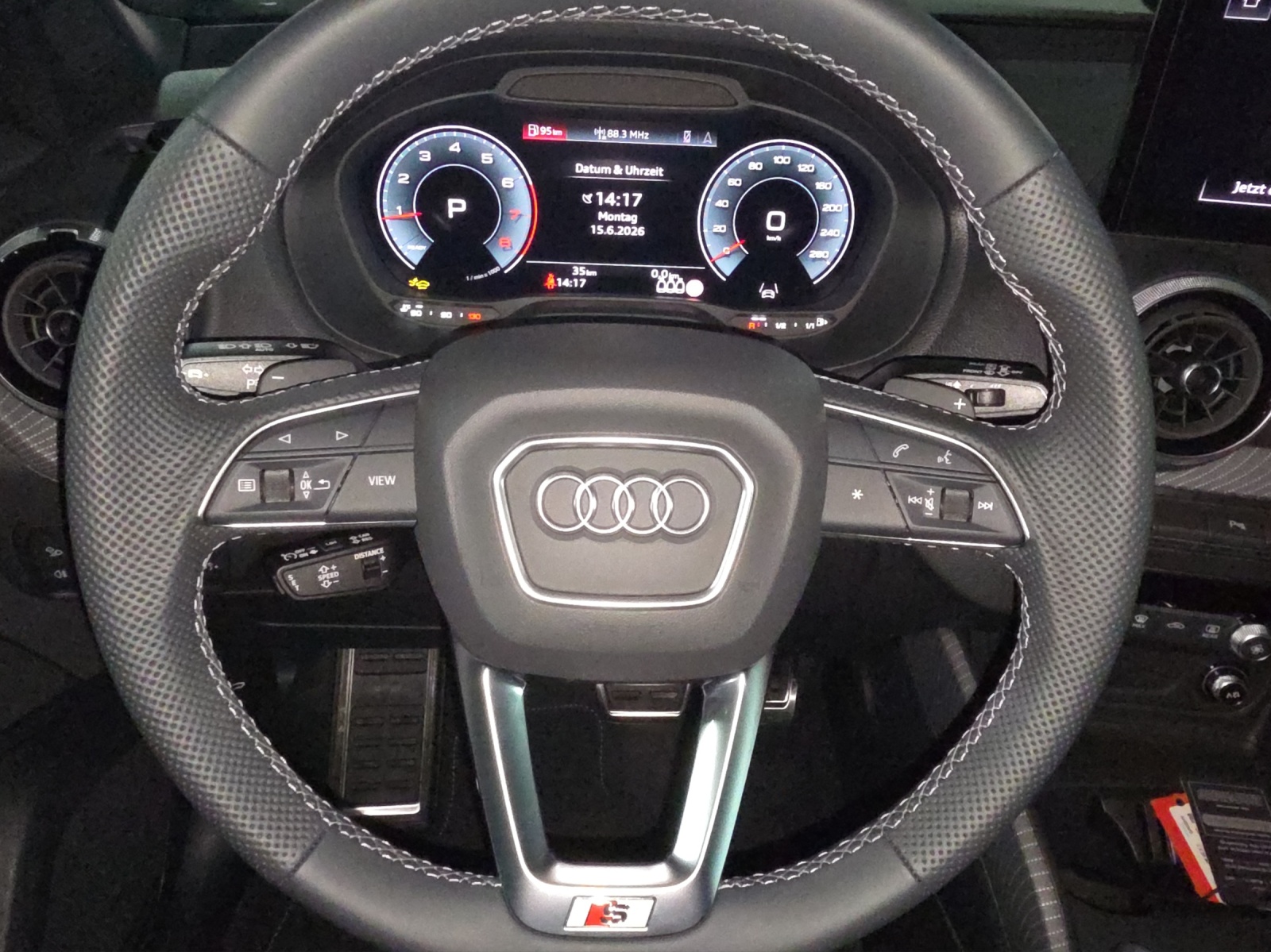 AUDI Q2 40 TFSI advanced Attraction quattro S-tronic-image-5