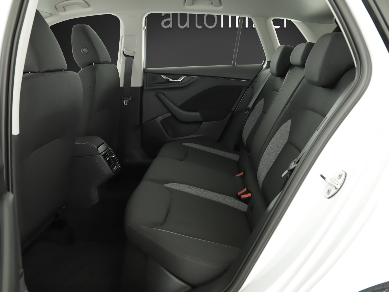 SKODA Kamiq 1.0 TSI Selection DSG-image-8