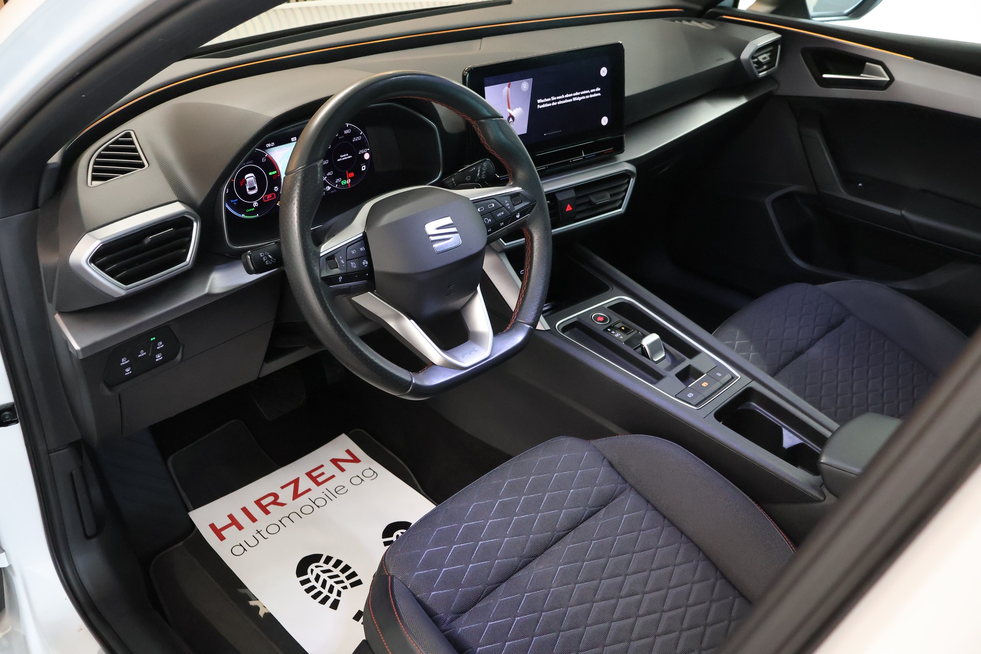 SEAT Leon 1.4 eHybrid pHEV DSG Hola FR-image-9