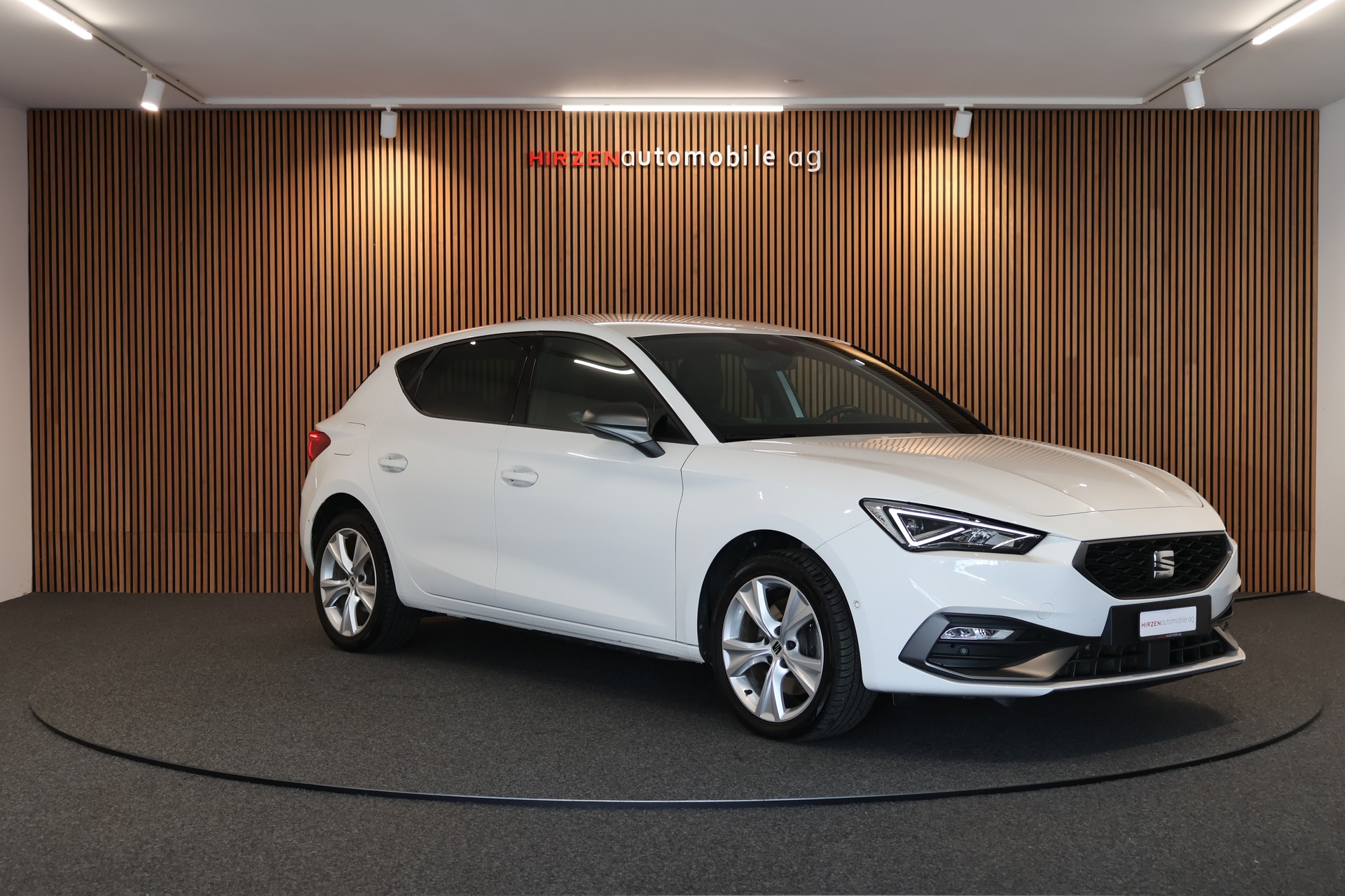 SEAT Leon 1.4 eHybrid pHEV DSG Hola FR-image-6