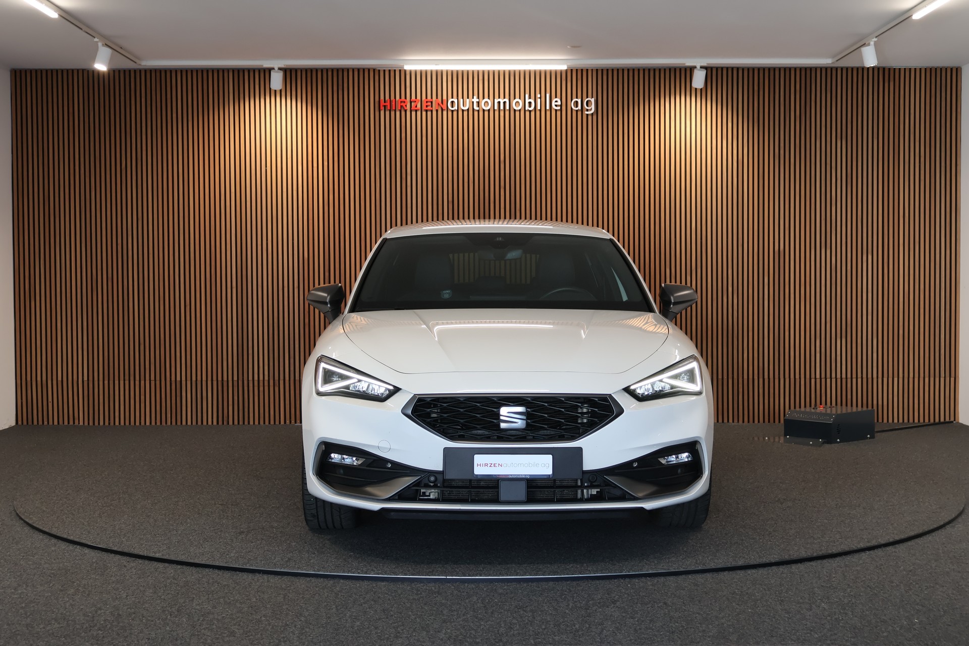 SEAT Leon 1.4 eHybrid pHEV DSG Hola FR-image-7