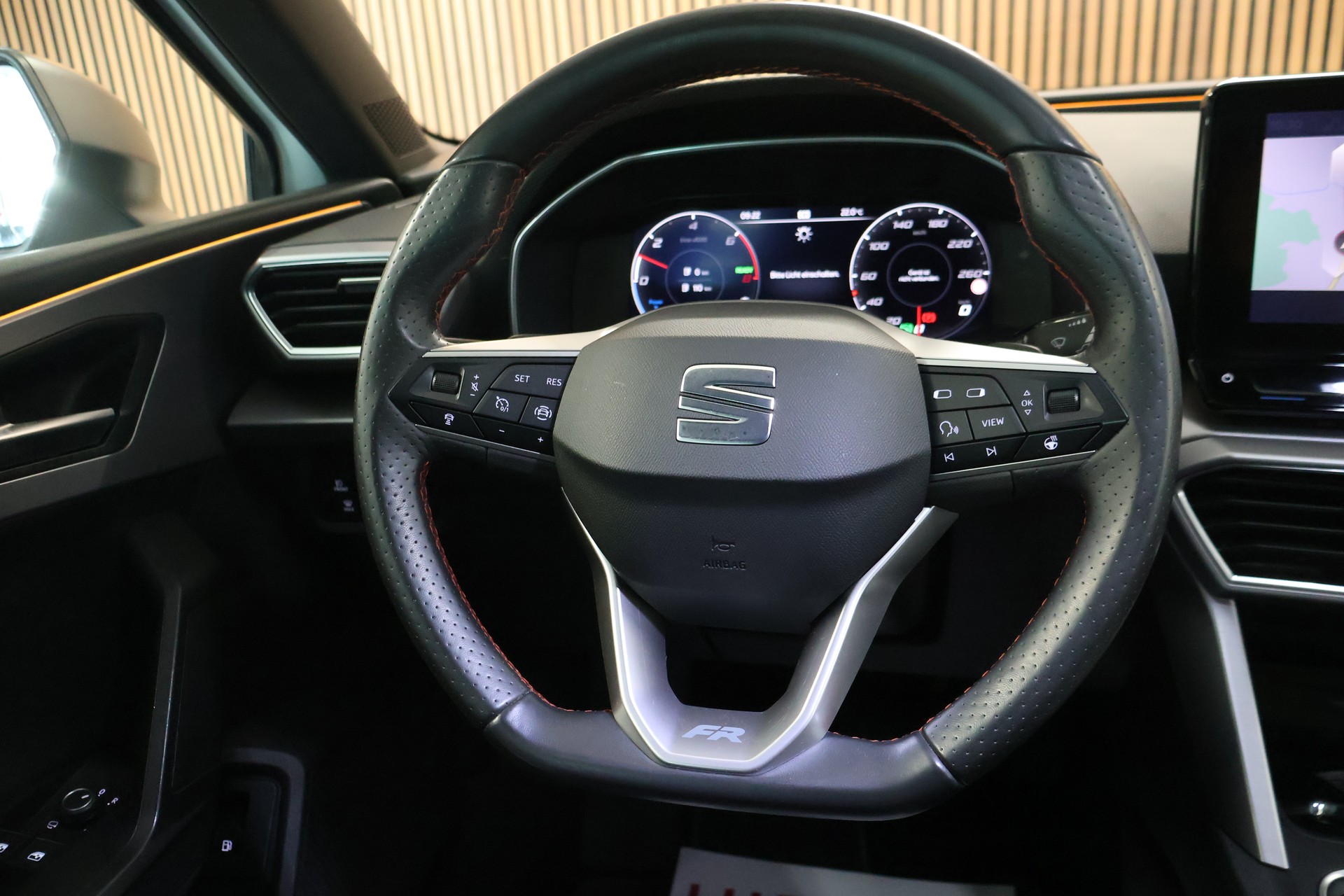 SEAT Leon 1.4 eHybrid pHEV DSG Hola FR-image-16