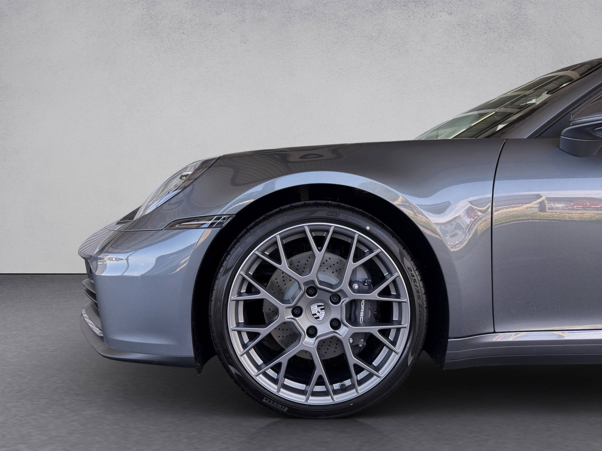 PORSCHE 911 Carrera Cabriolet-image-12