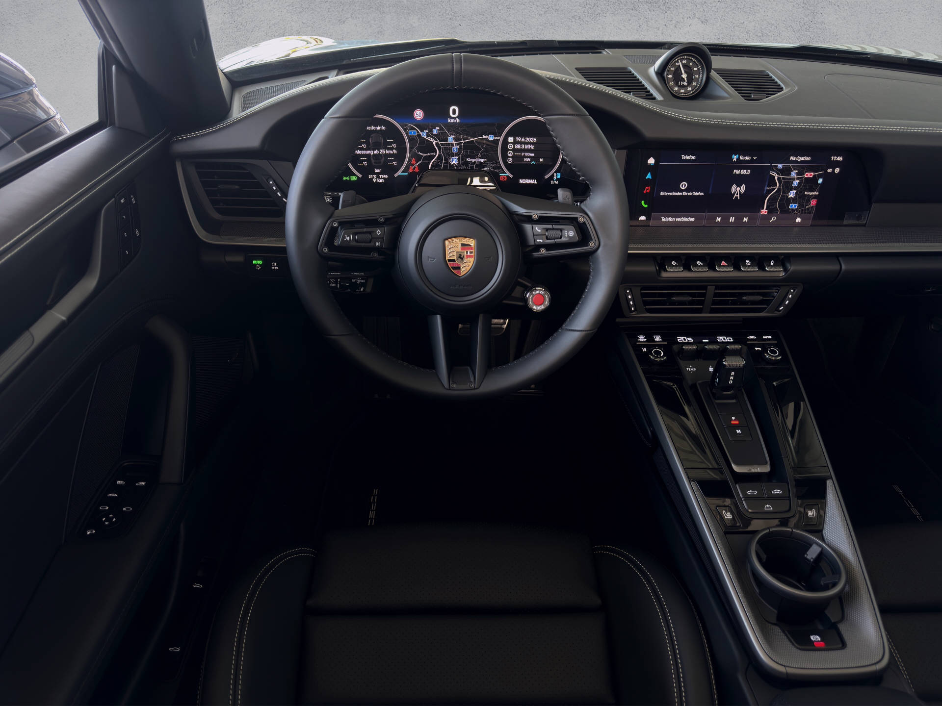 PORSCHE 911 Carrera Cabriolet-image-5