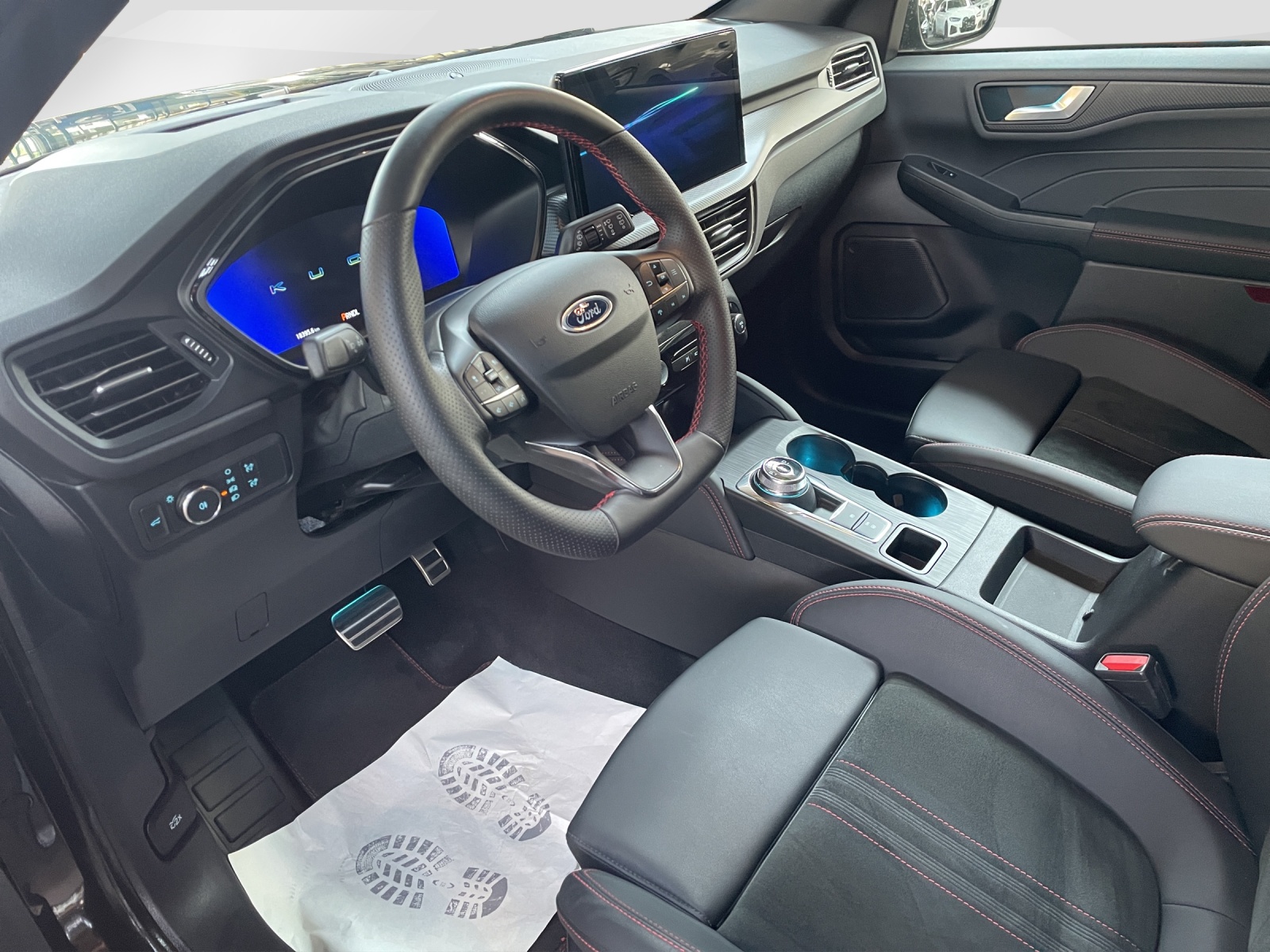 FORD Kuga 2.5 Hybrid ST-Line X 4x4-image-6