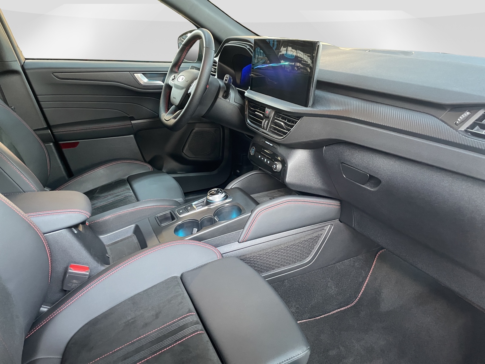 FORD Kuga 2.5 Hybrid ST-Line X 4x4-image-8
