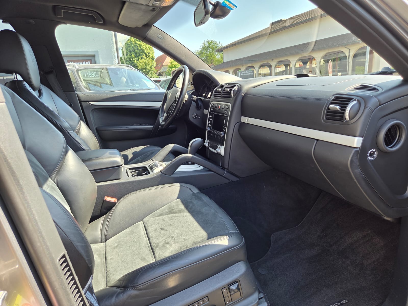 PORSCHE Cayenne Diesel-image-10