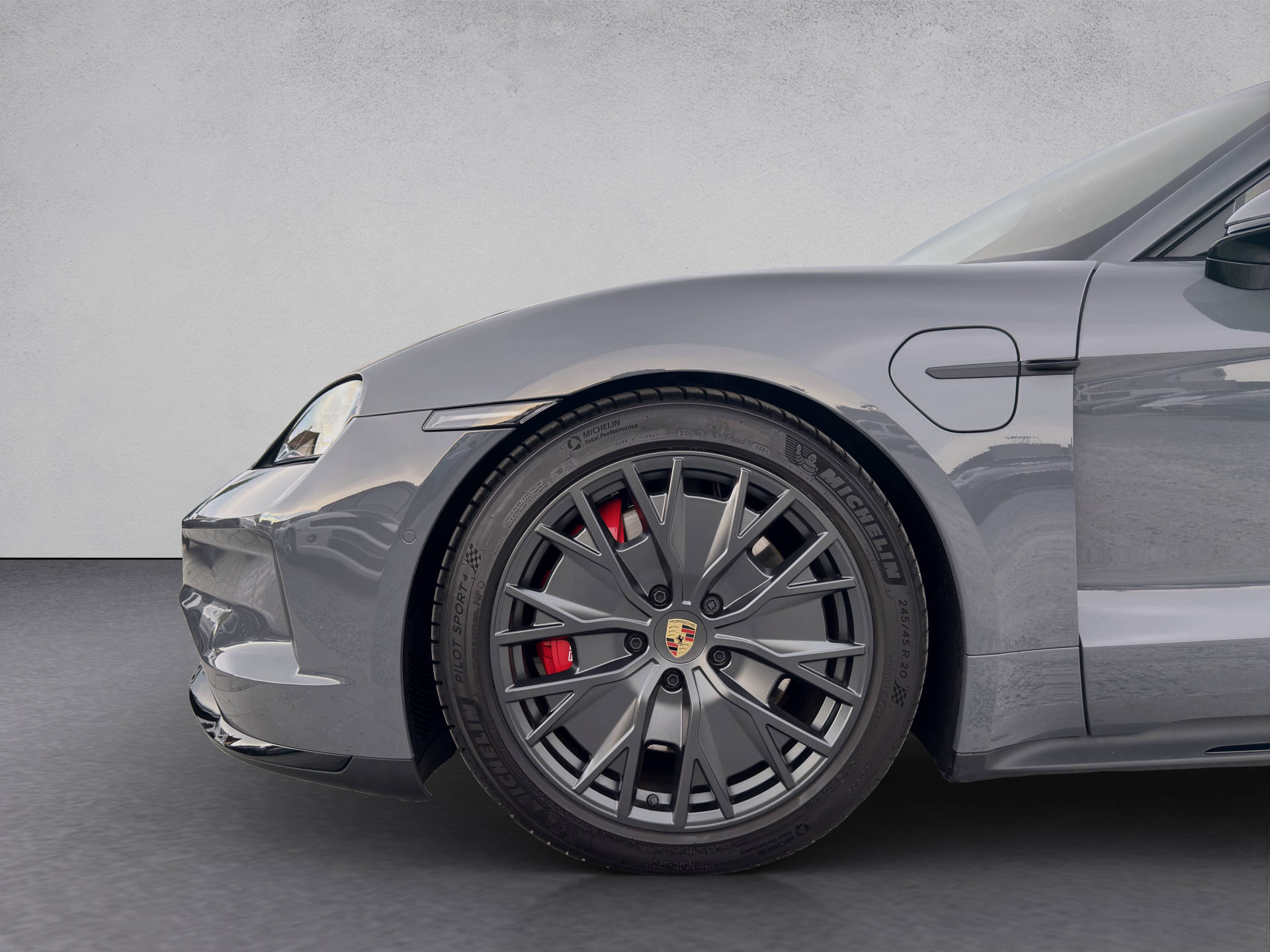 PORSCHE Taycan GTS-image-15