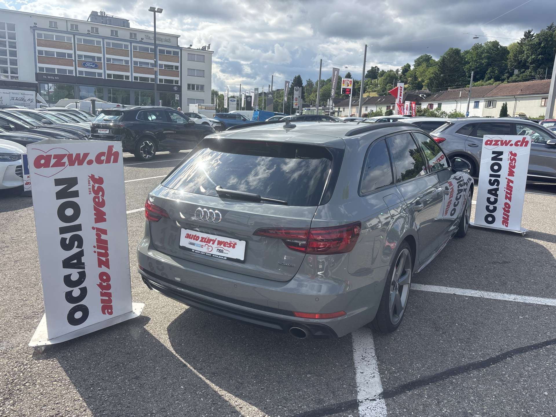 AUDI A4 Avant 2.0 TFSi Sport S-Line 252PS quattro S-Tronic Automat-image-2