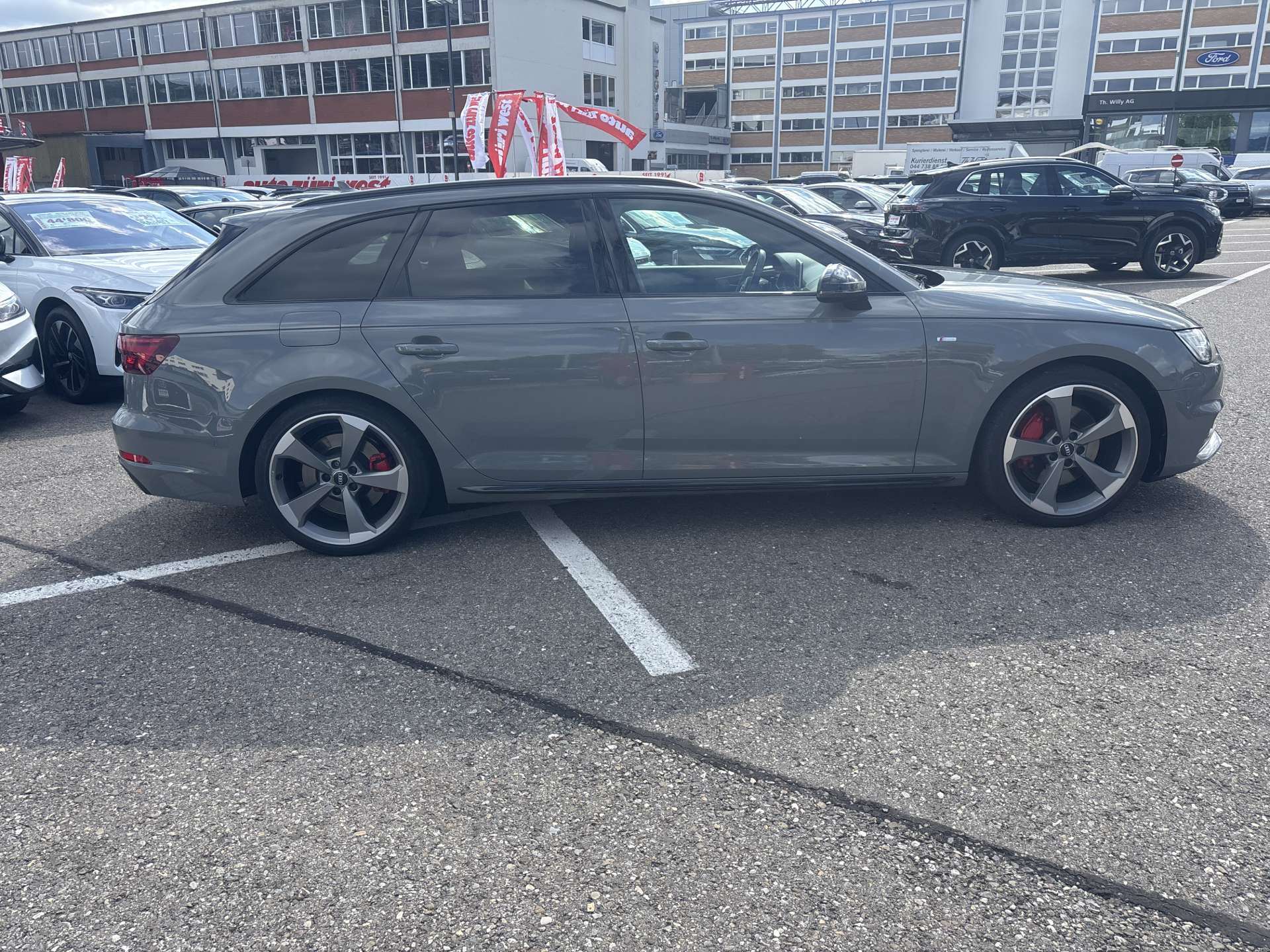 AUDI A4 Avant 2.0 TFSi Sport S-Line 252PS quattro S-Tronic Automat-image-12