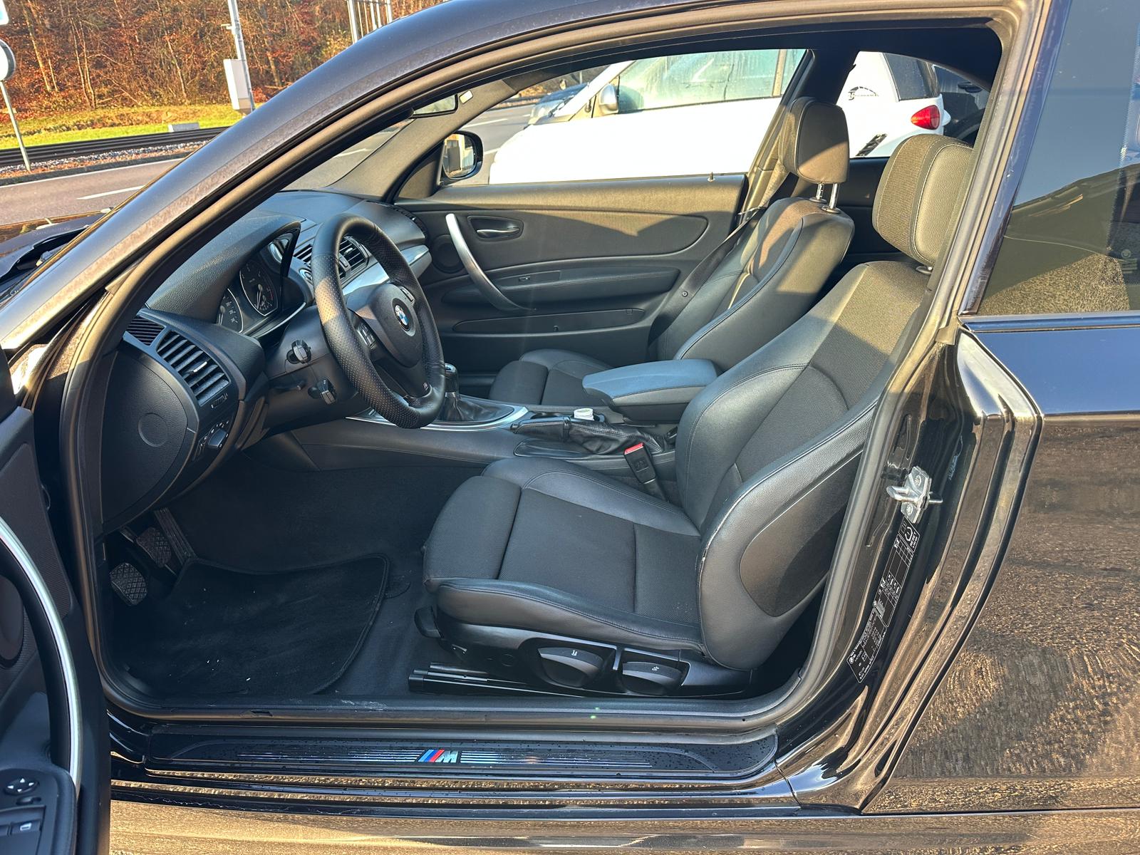 BMW 118d Coupé-image-11
