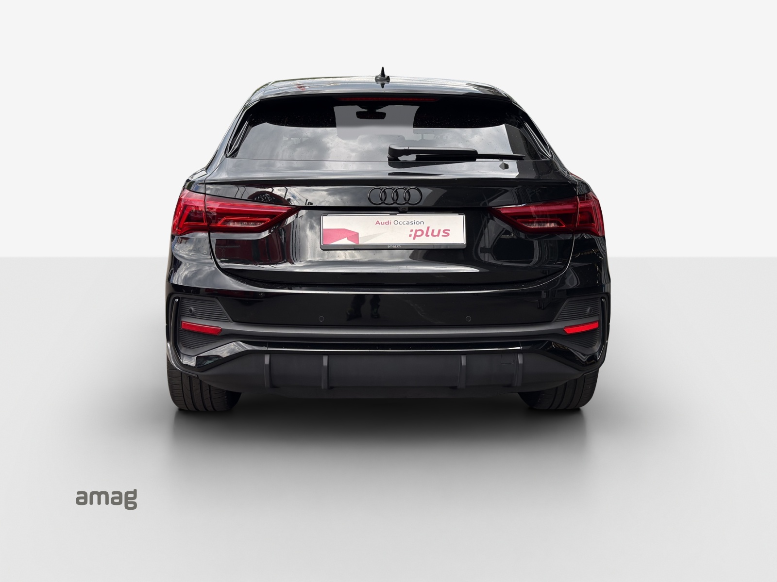 AUDI Q3 Sportback 35 TFSI S line Attraction S-tronic-showroom-element-3