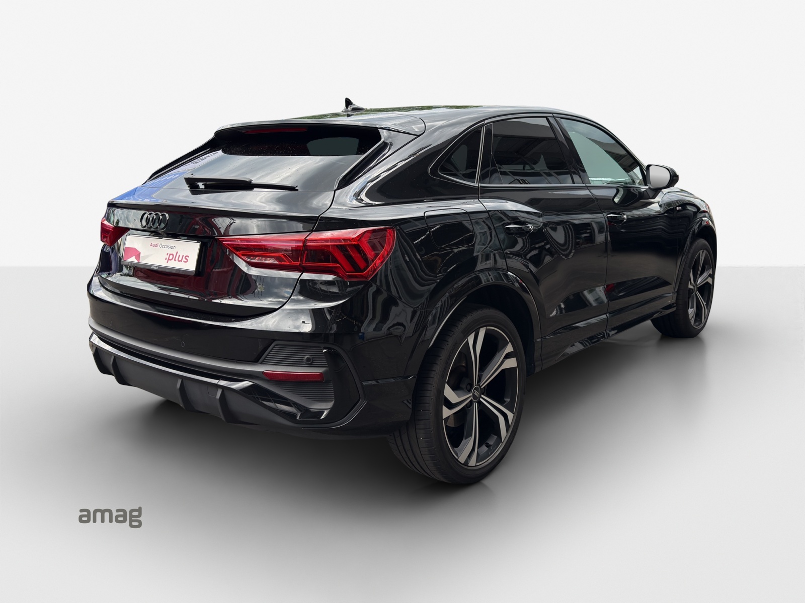 AUDI Q3 Sportback 35 TFSI S line Attraction S-tronic-image-4