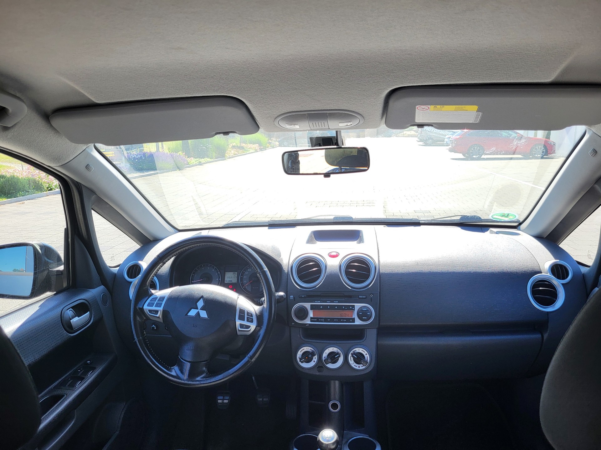 MITSUBISHI Colt 1.3 16V Jubilé (35) ClearTec-image-5