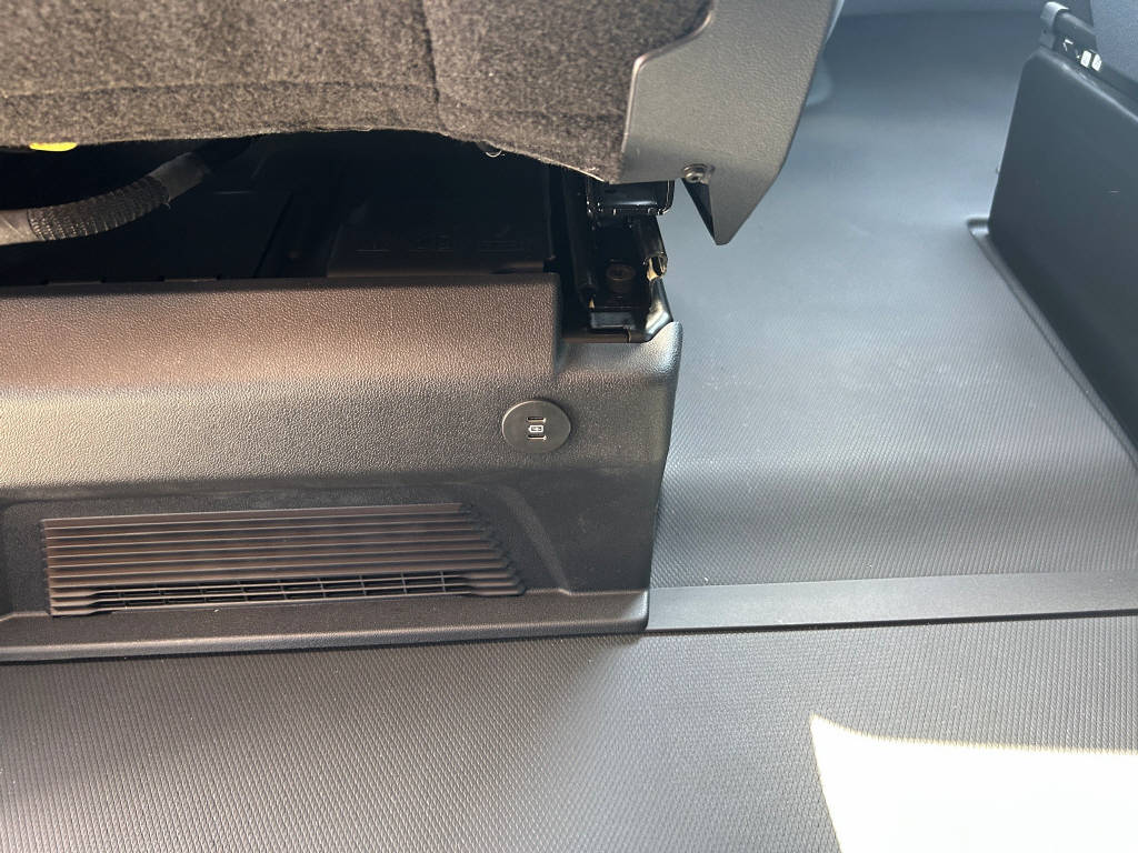 FORD Transit Custom Kombi 320 L1 2.0 EcoBlue 170 Trail 4x4-image-17