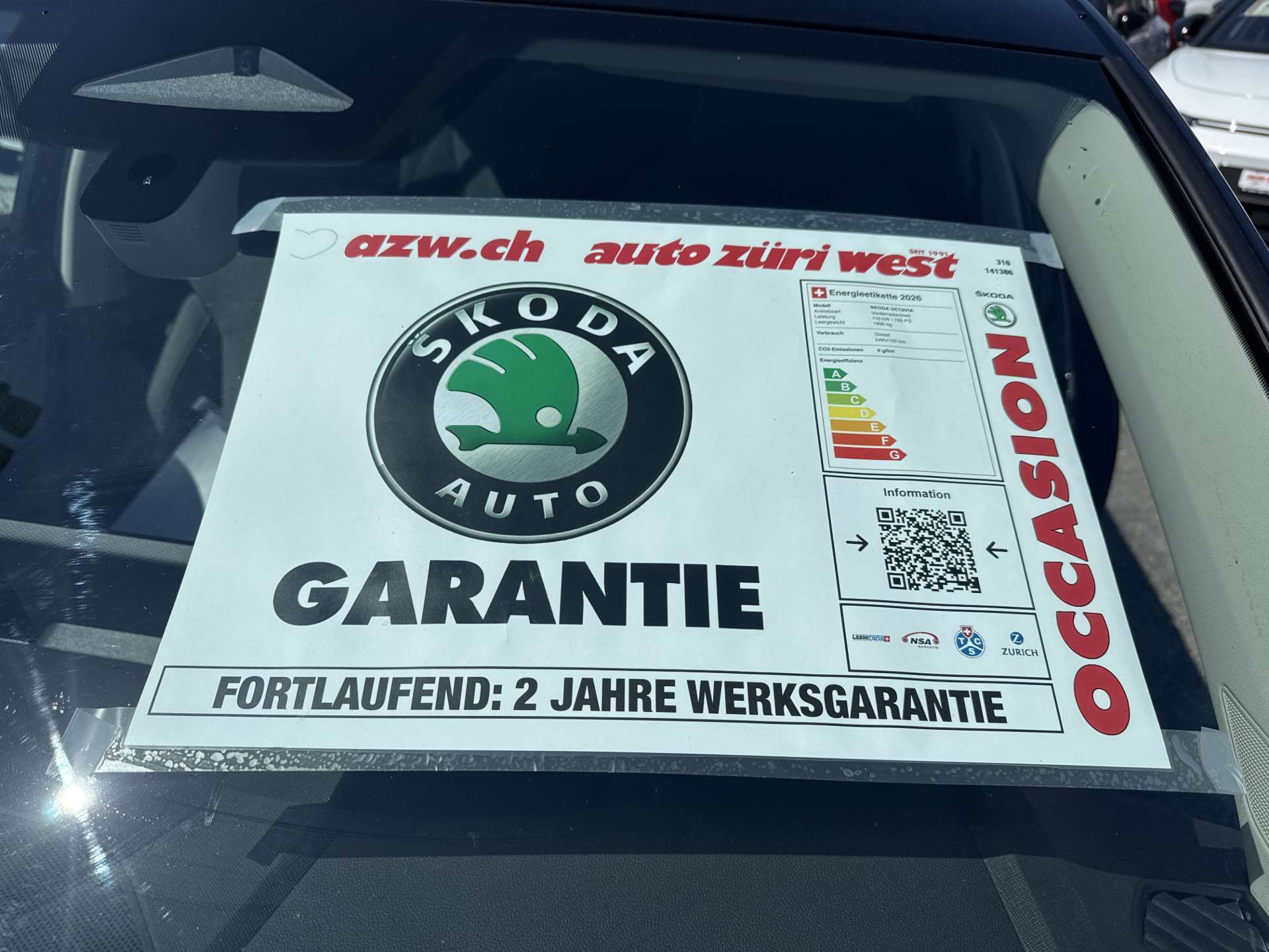 SKODA Octavia Combi 2.0 TDi Selection DSG-Automat-image-3