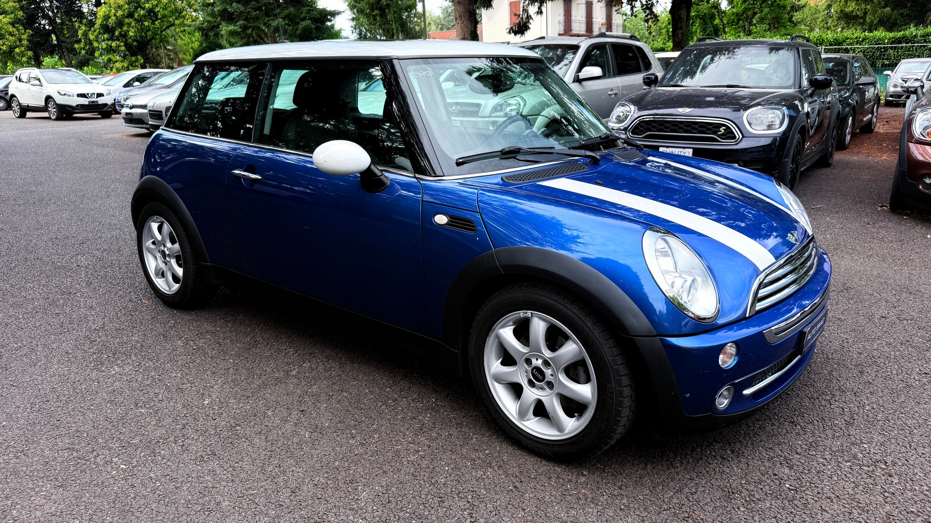 MINI Cooper-image-2