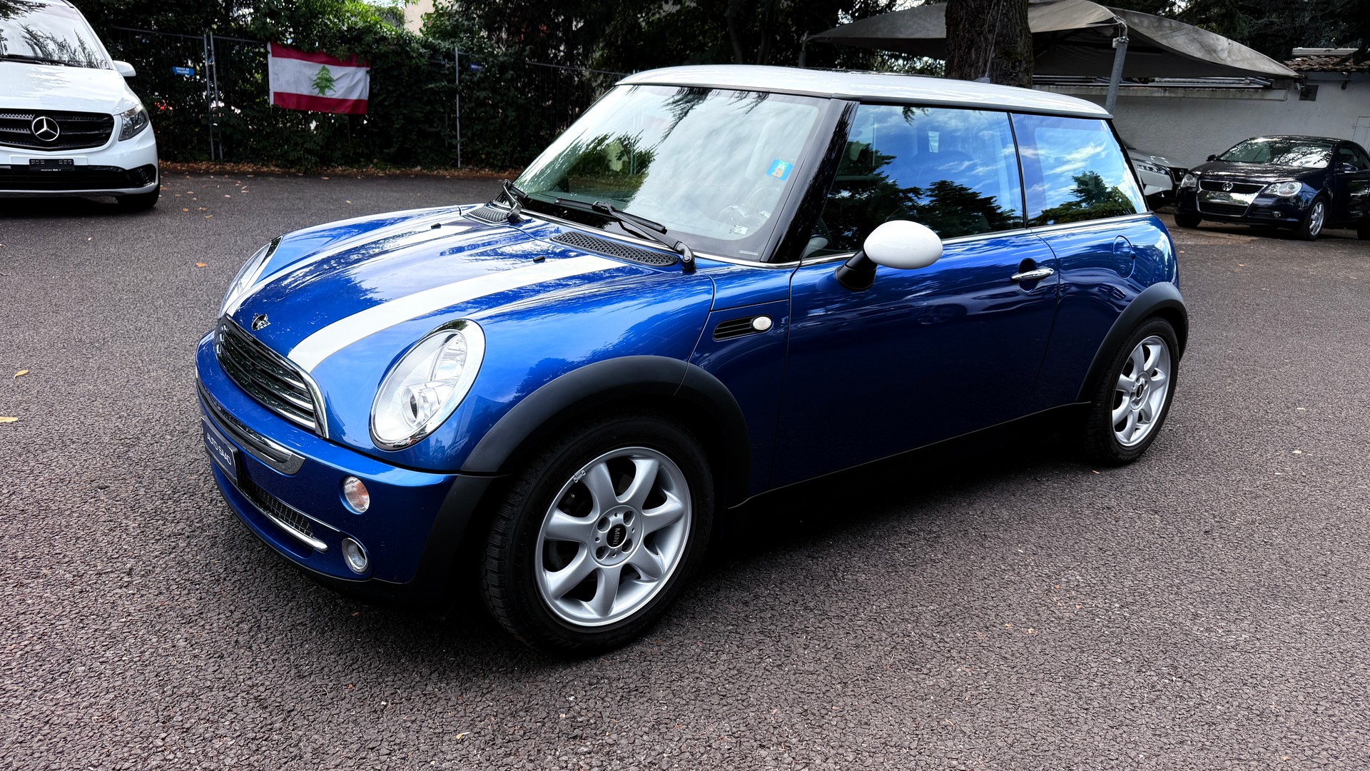 MINI Cooper-image-1
