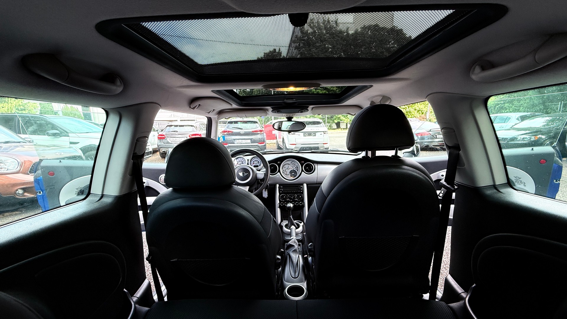 MINI Cooper-image-7