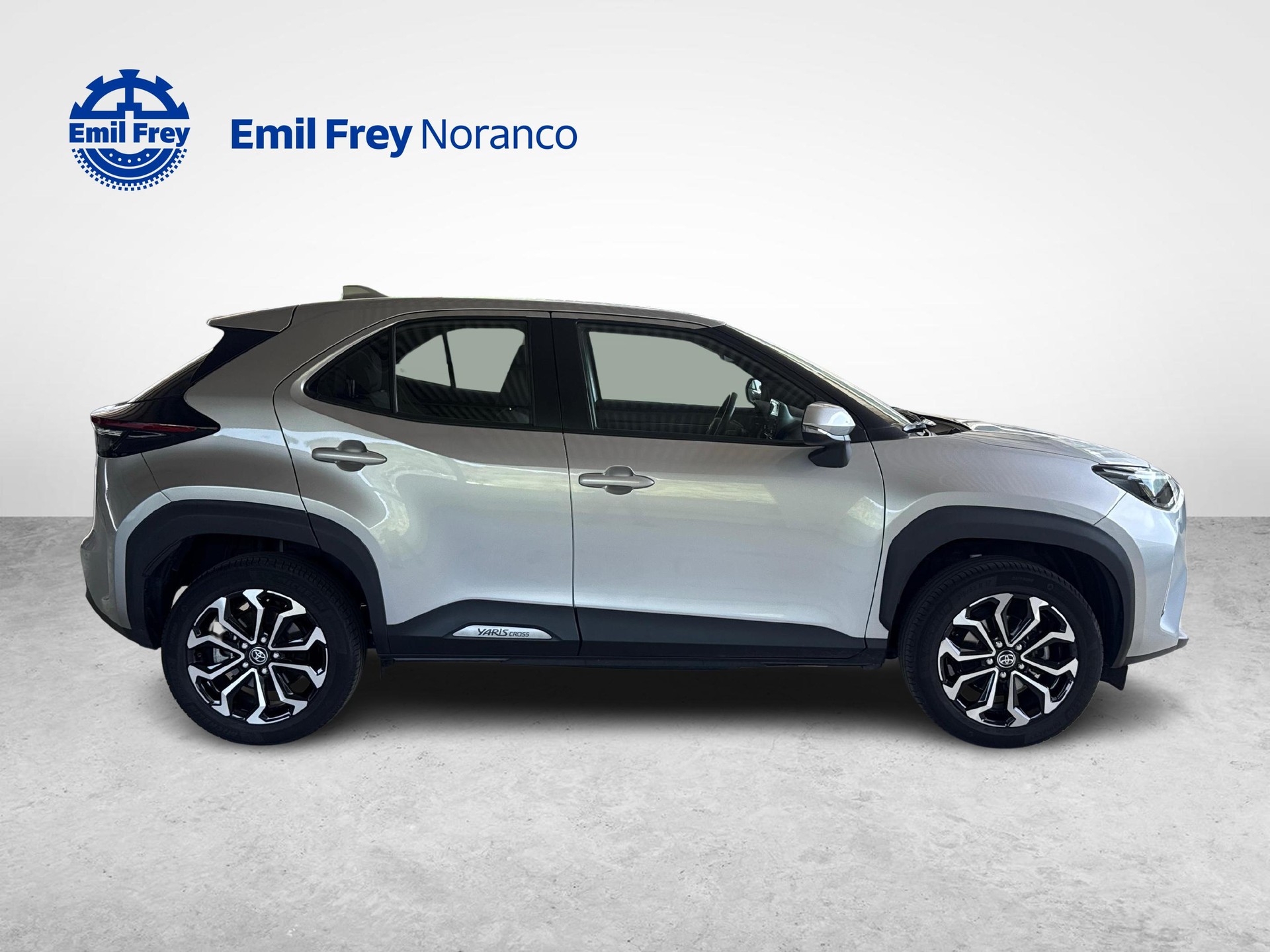 TOYOTA Yaris Cross 1.5 VVT-i HSD Trend AWD-i-image-5