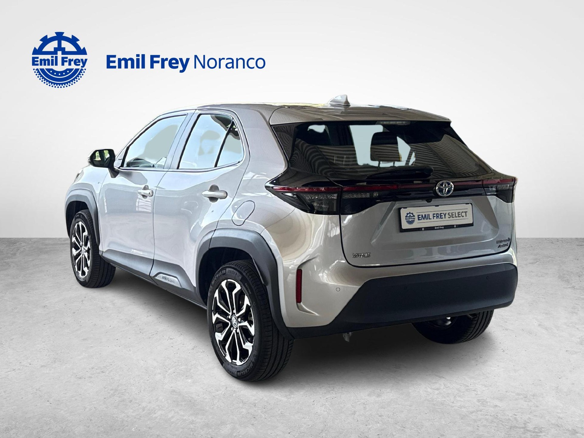TOYOTA Yaris Cross 1.5 VVT-i HSD Trend AWD-i-image-2