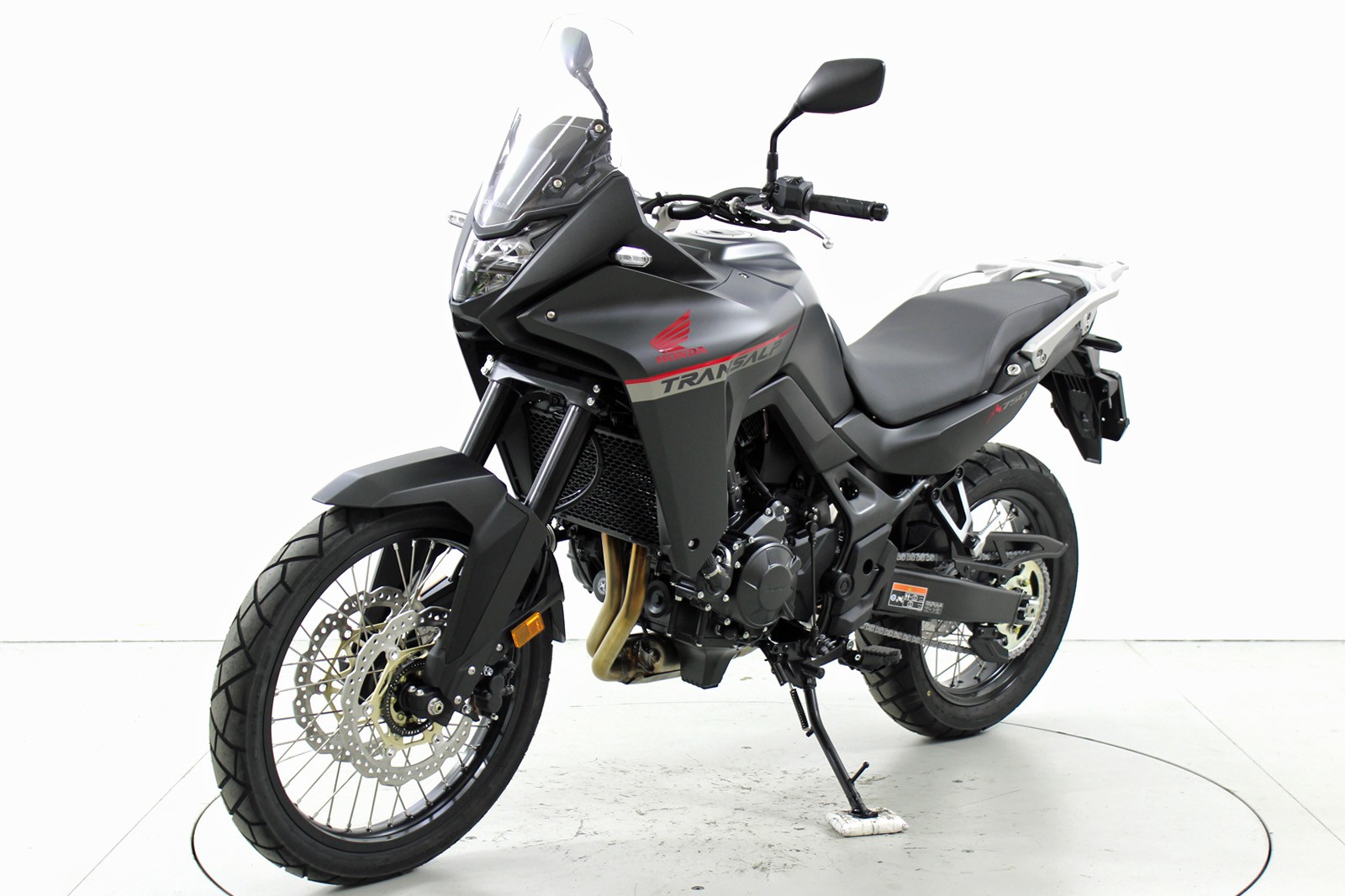 HONDA XL 750-showroom-element-2