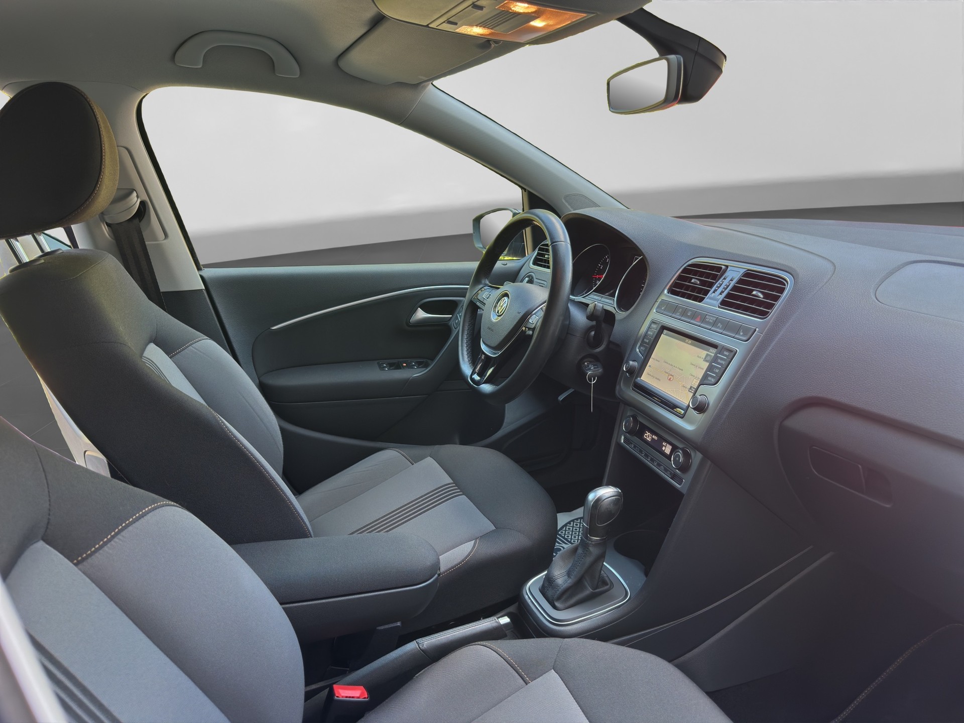 VW Polo 1.0 TSI BMT Allstar DSG-image-10