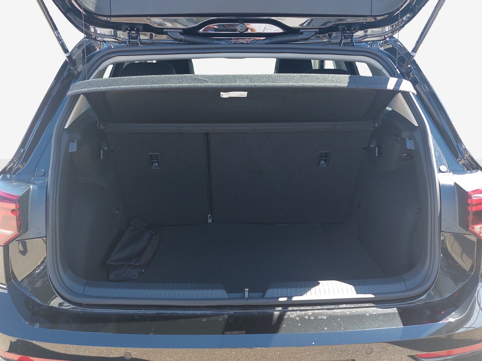 VW Golf 1.5 e TSI mHEV Value DSG-image-12