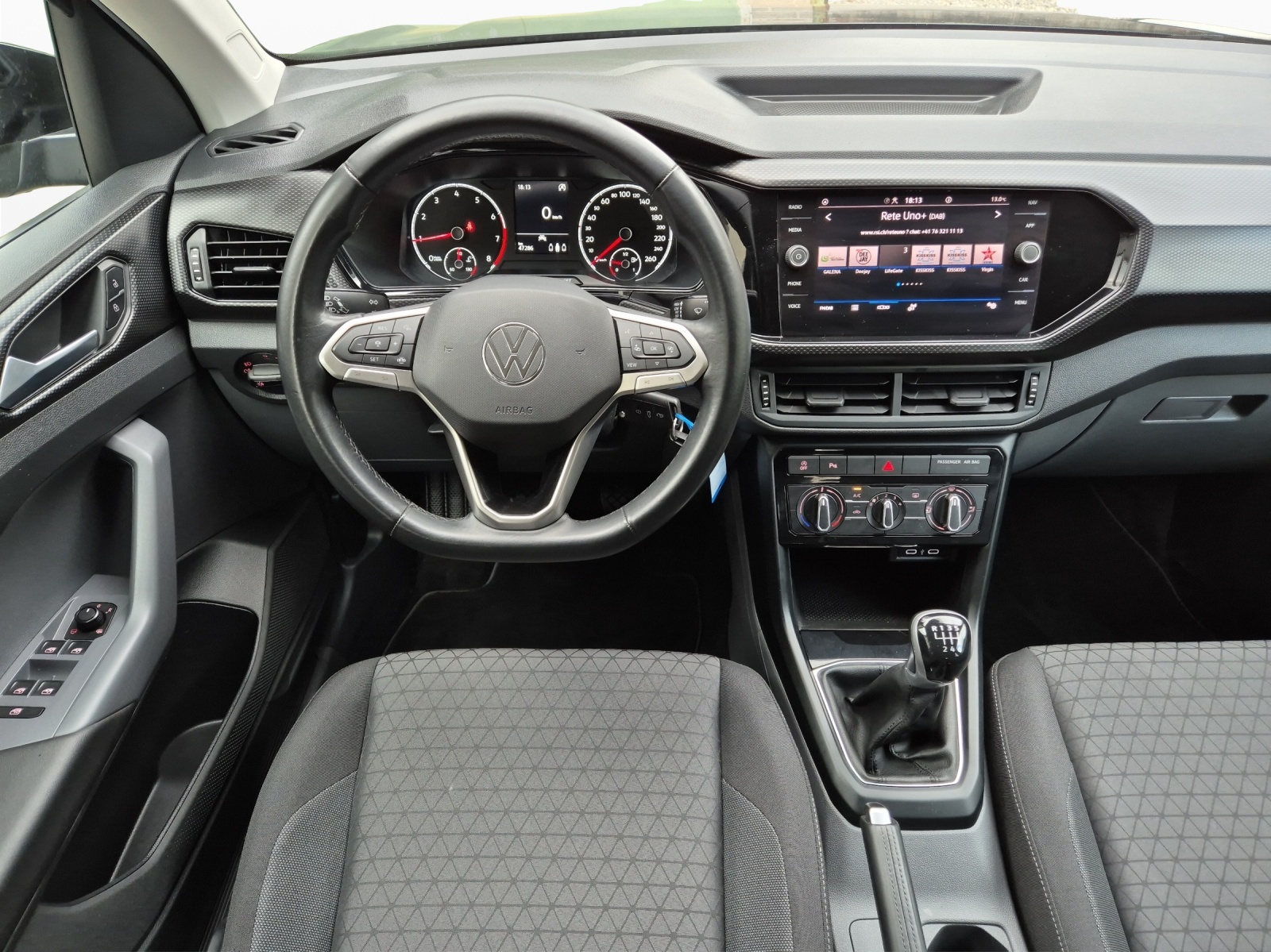VW T-Cross 1.0 TSI-image-9