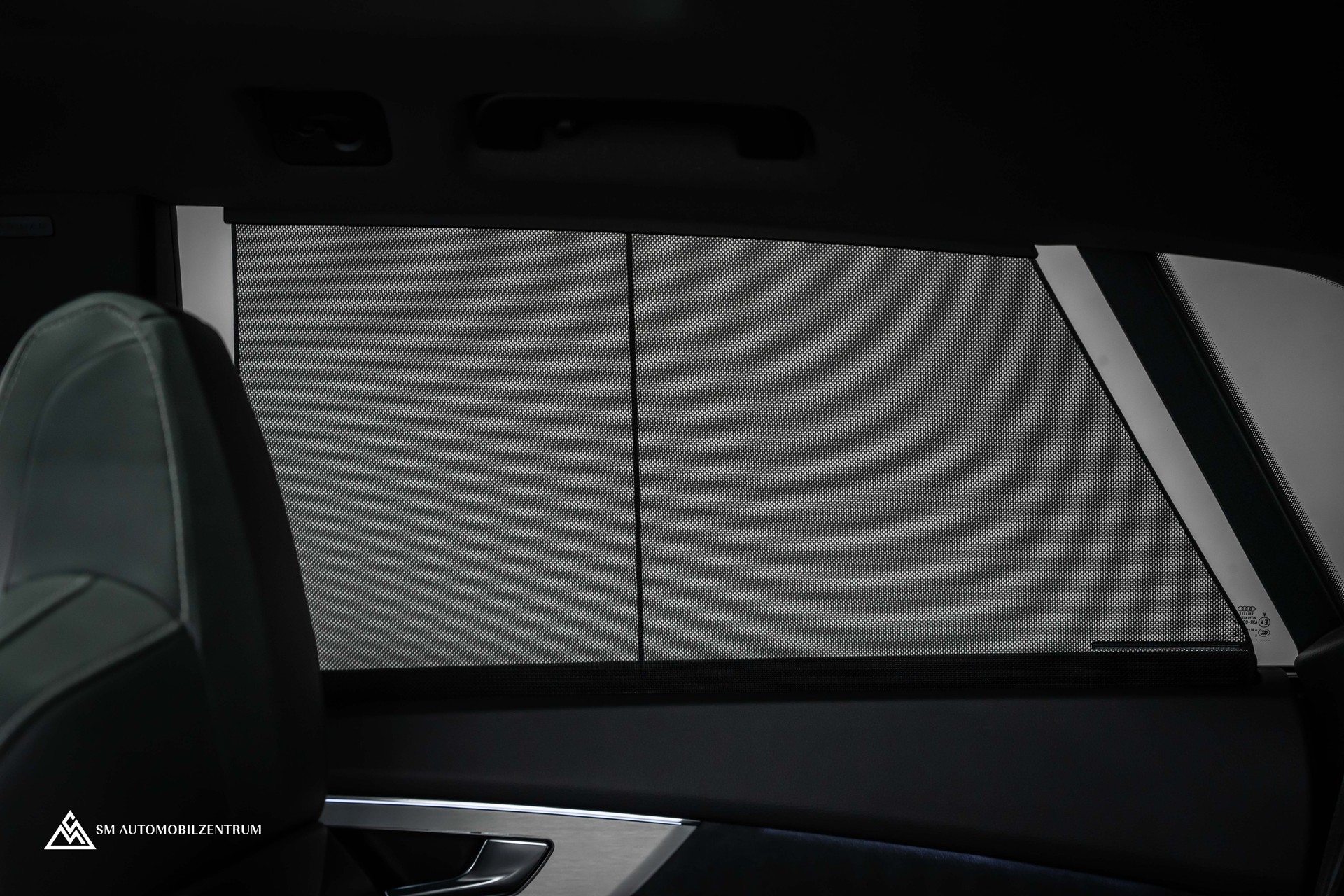 AUDI Q8 3.0 55 TFSI Black Edition quattro T-Tronic S-Line / Vollausstattung-image-27