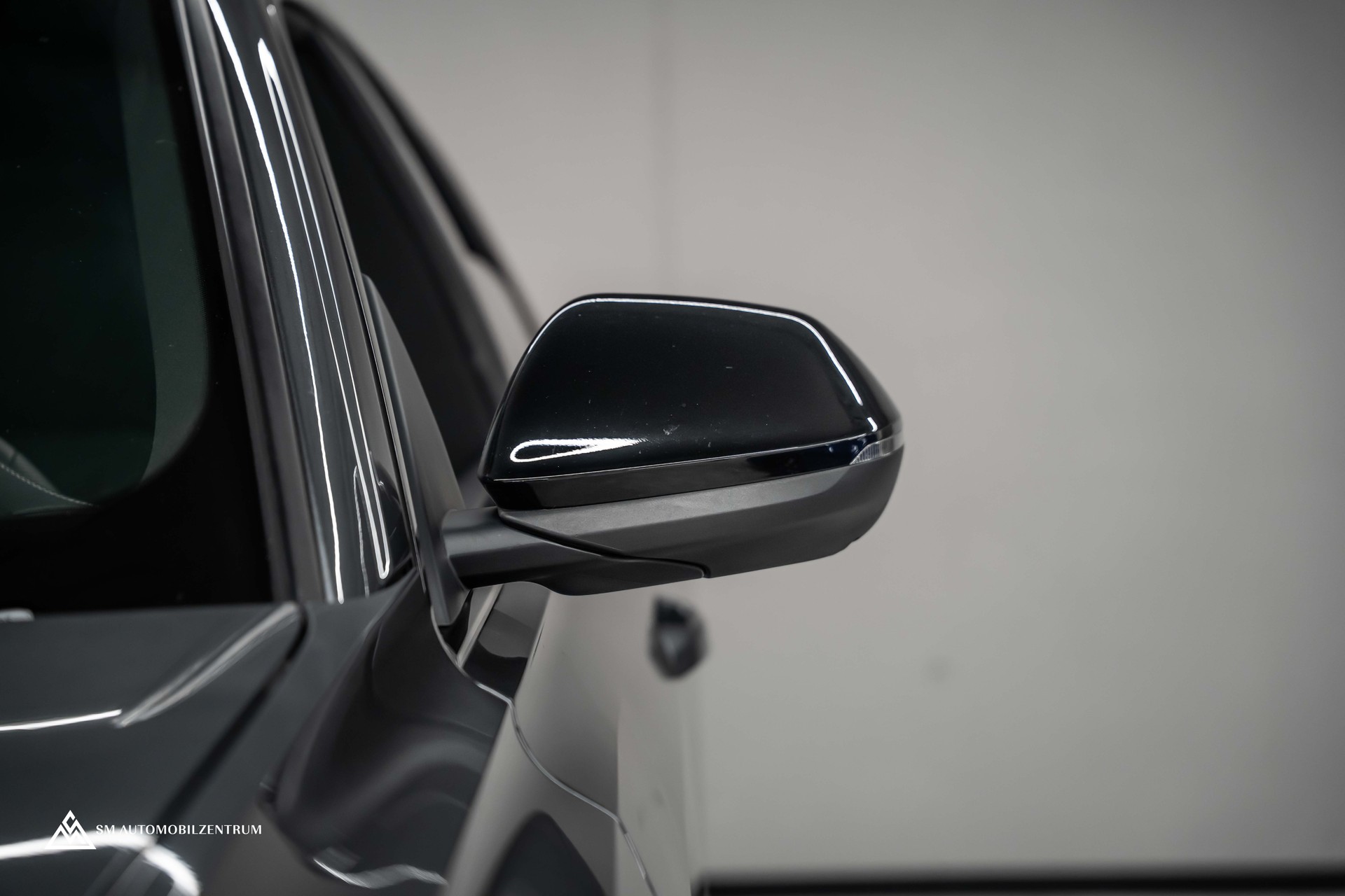 AUDI Q8 3.0 55 TFSI Black Edition quattro T-Tronic S-Line / Vollausstattung-image-7