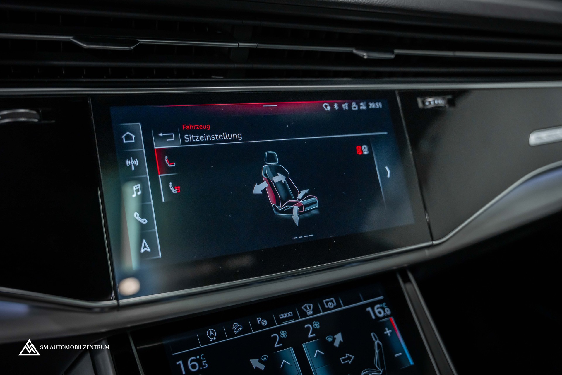 AUDI Q8 3.0 55 TFSI Black Edition quattro T-Tronic S-Line / Vollausstattung-image-38