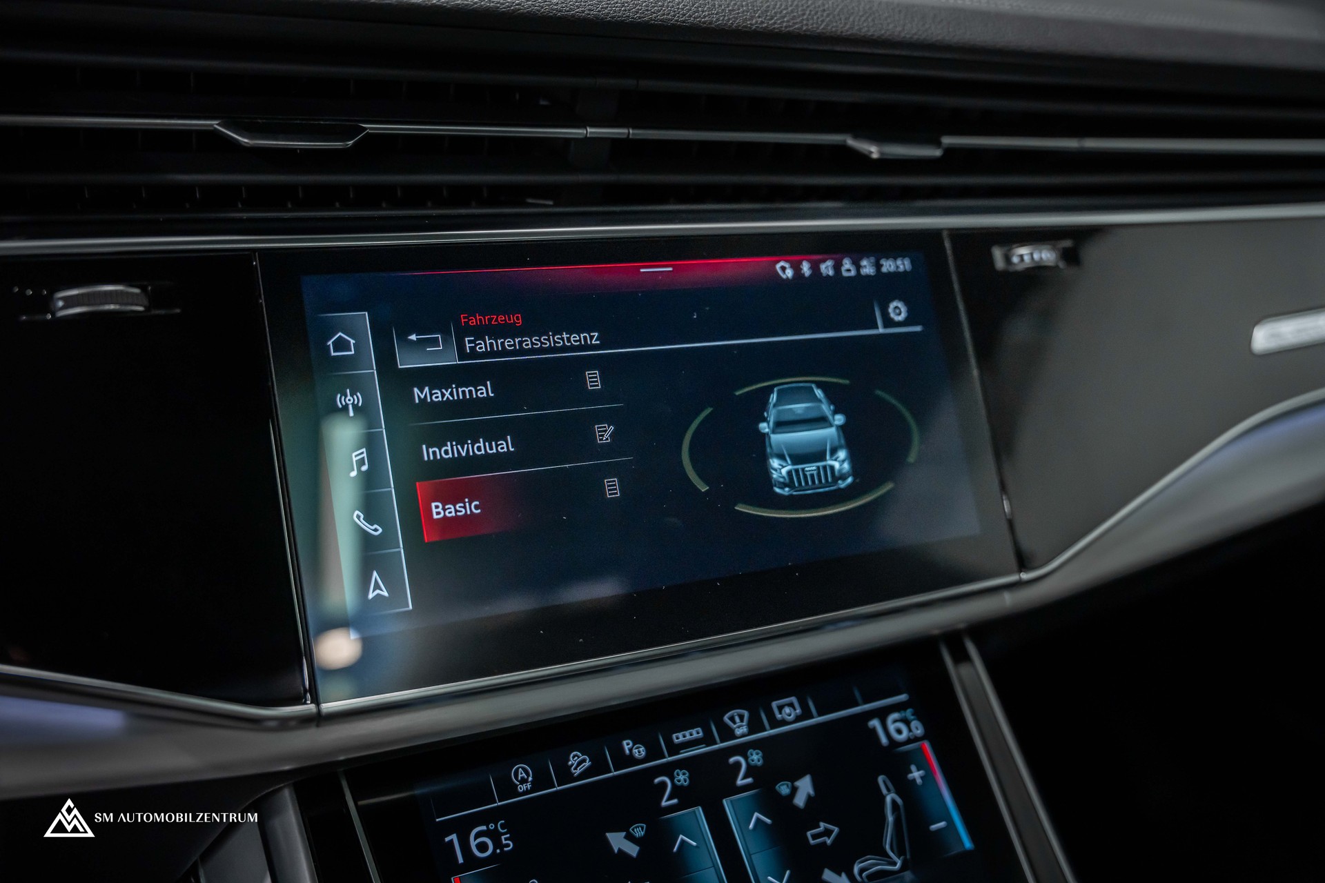 AUDI Q8 3.0 55 TFSI Black Edition quattro T-Tronic S-Line / Vollausstattung-image-40