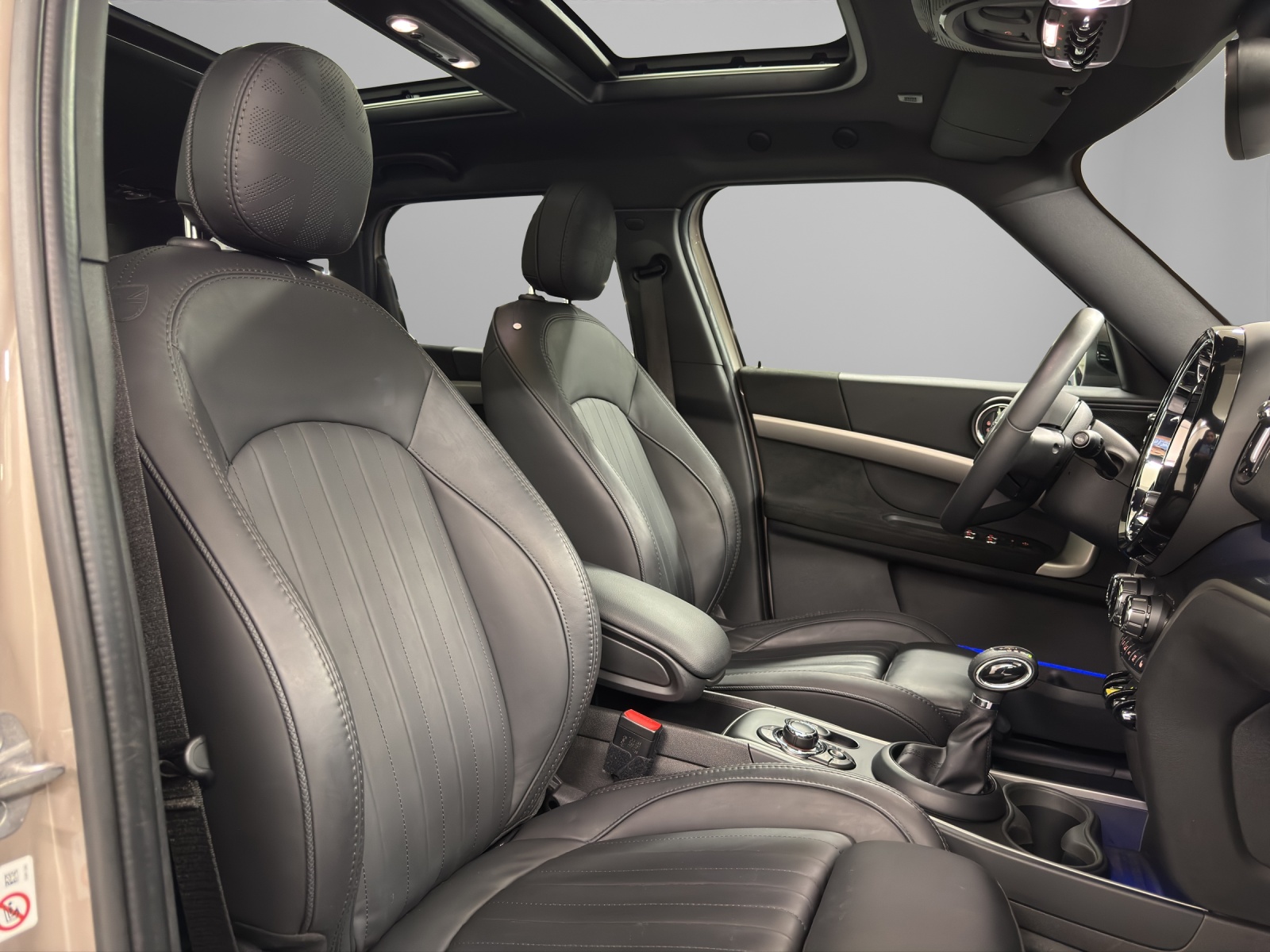 MINI Countryman F60 1.5i Cooper S E ALL4-image-15