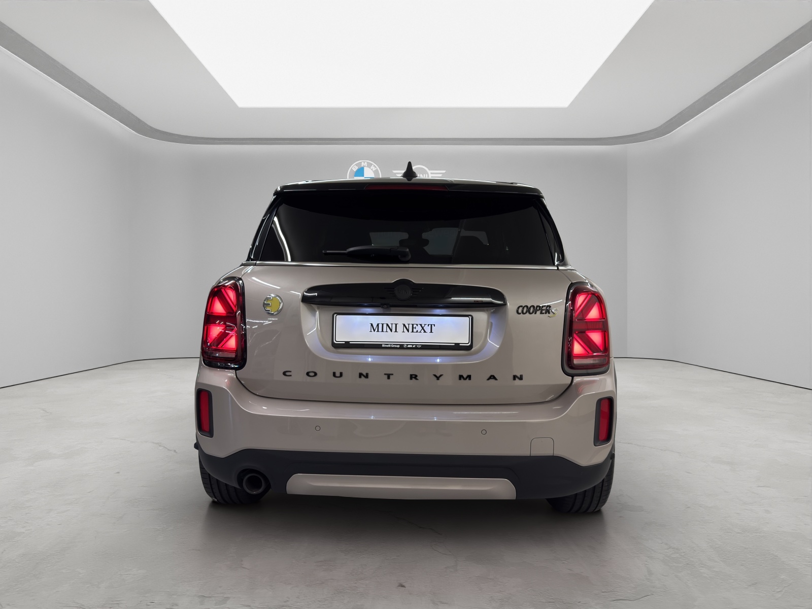 MINI Countryman F60 1.5i Cooper S E ALL4-image-4