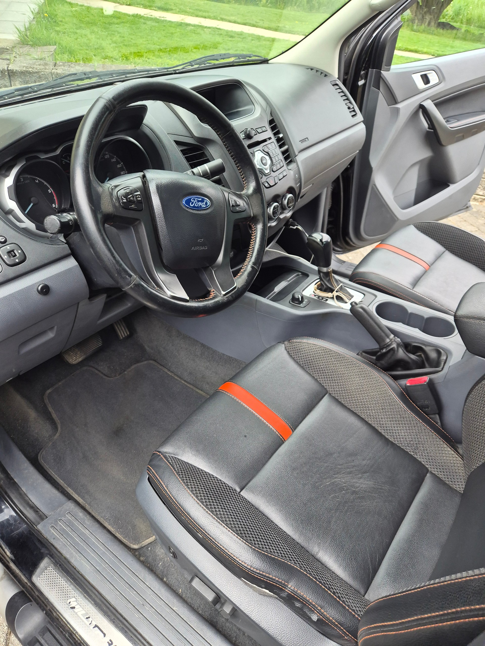 FORD RANGER-image-5