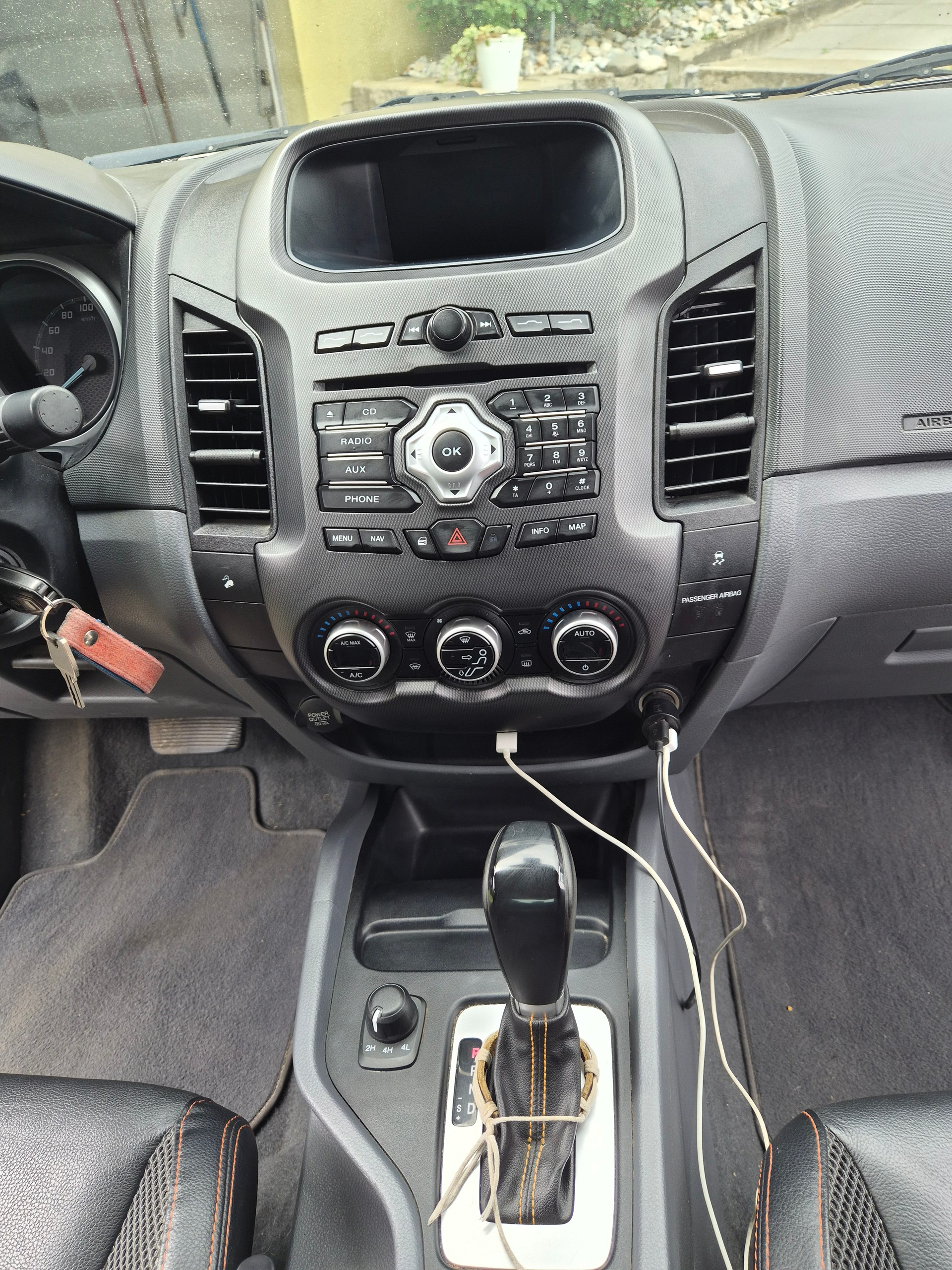 FORD RANGER-image-3